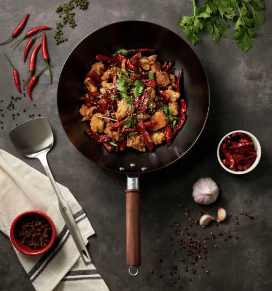 Dragon 12" Wok w/Lid