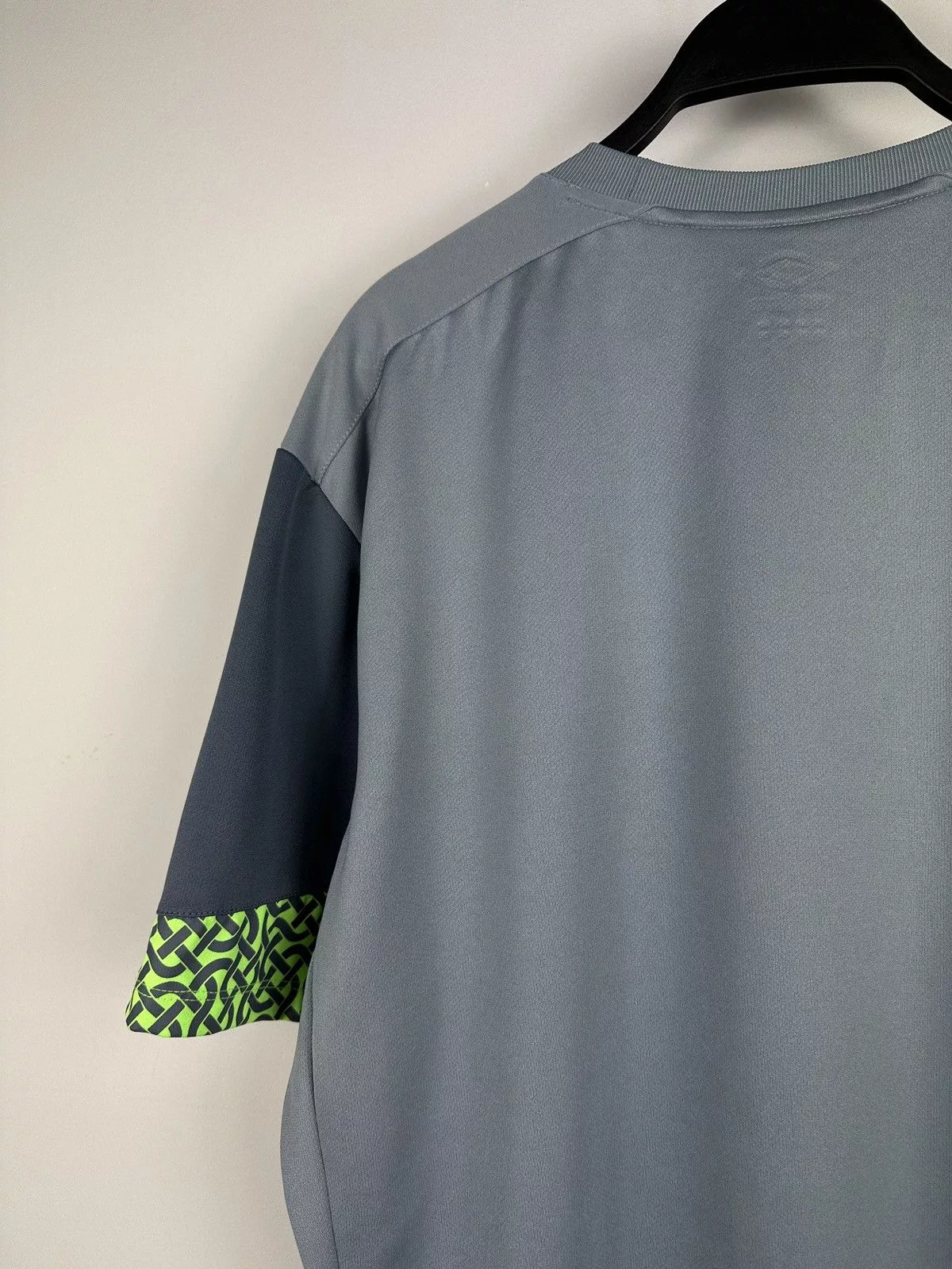 Umbro Jerseys Ireland Umbro Soccer Jersey Gray