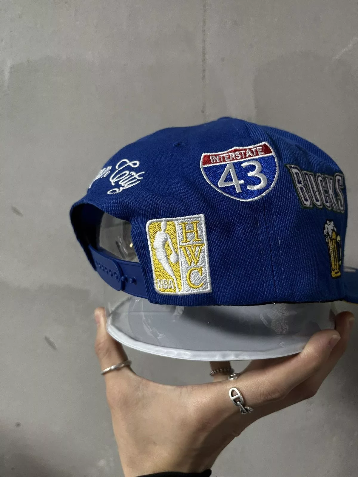 Mitchell & Ness Hats Mitchell & Ness Mitchell Ness NBA Milwaukee Bucks 2021 Champion Snapback Blue Streetwear