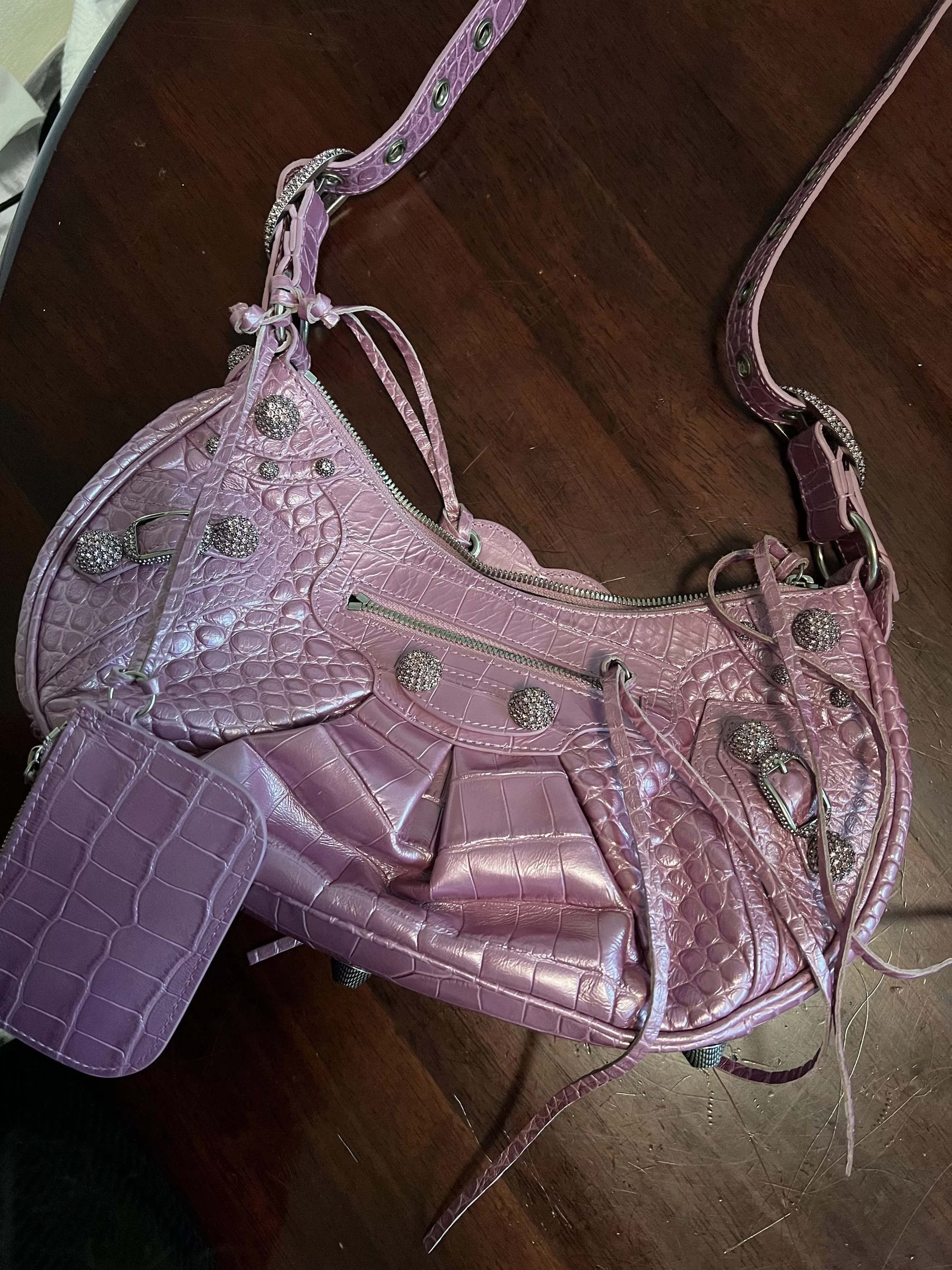 Balenciaga Crossbody Bags Balenciaga Le Cagole Pink