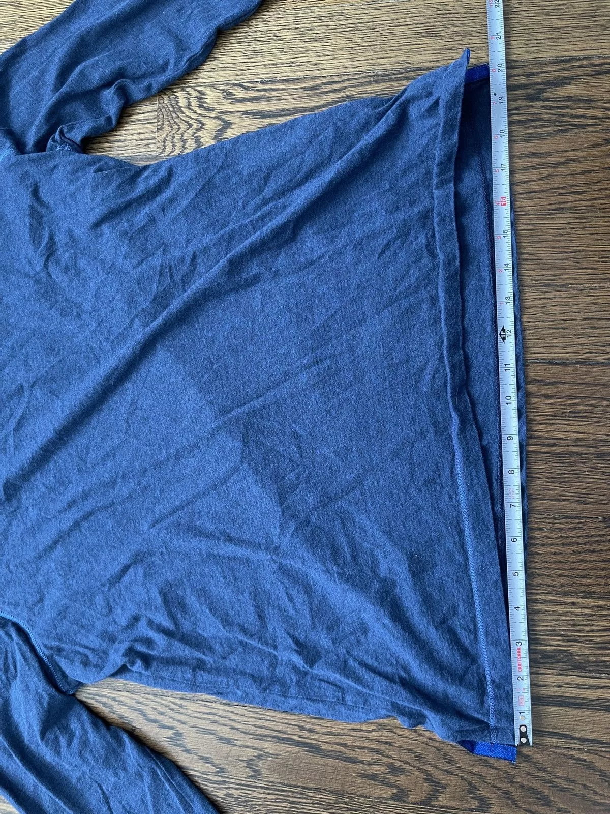 Robert Graham Long Sleeve T Shirts Robert Graham Long sleeve shirt size medium Blue