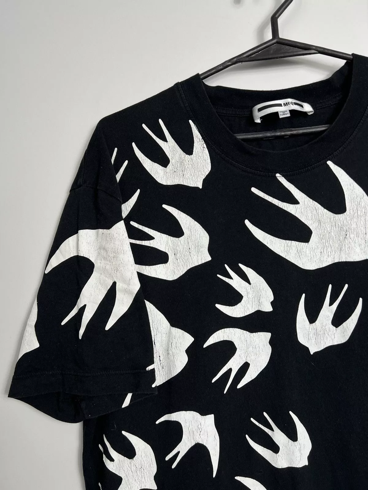 Alexander McQueen Short Sleeve T Shirts Tshirt Alexander McQueen multi logo white black