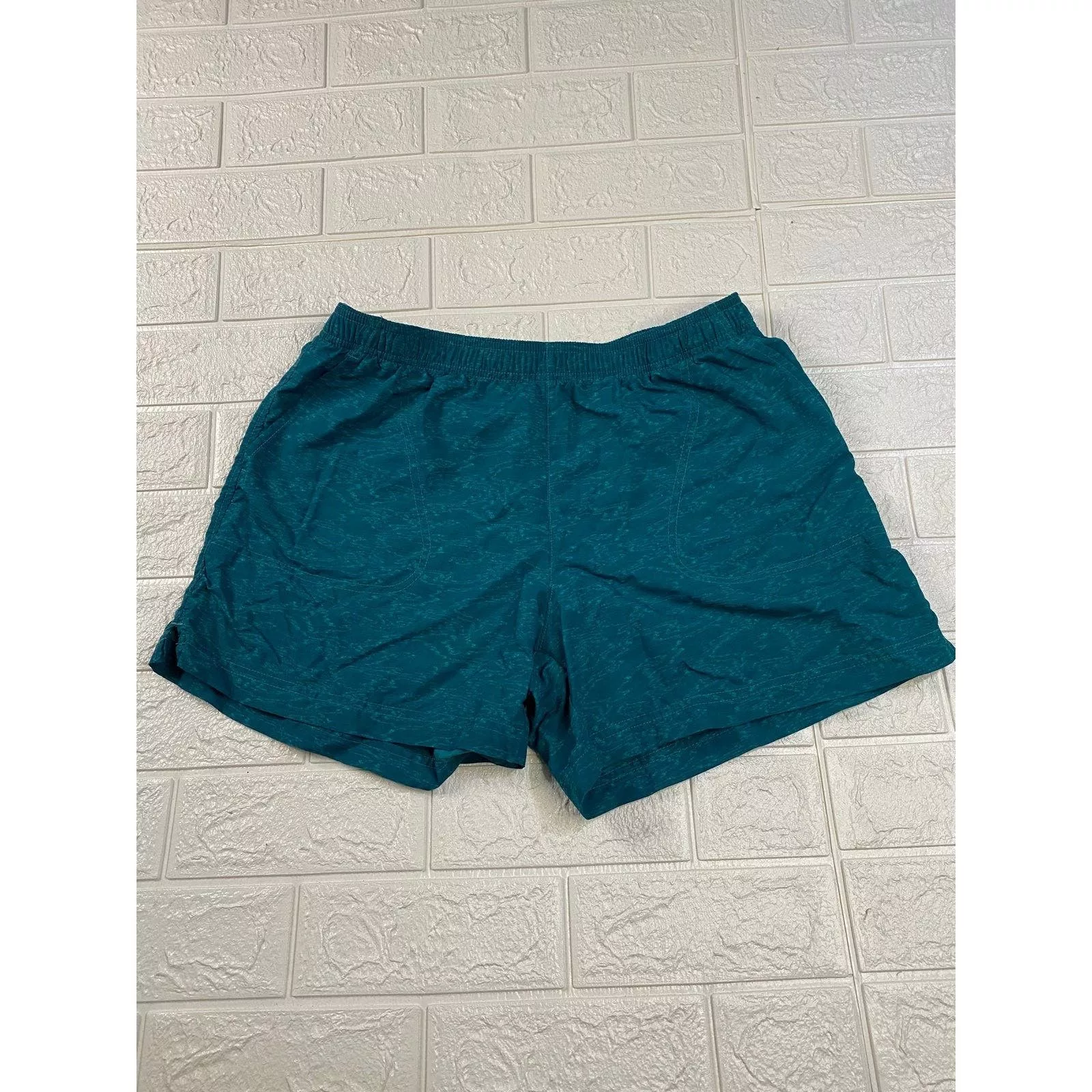 Columbia shorts Green