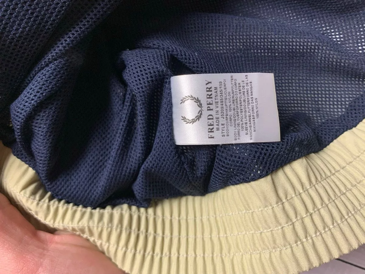 Fred Perry Light Jackets Fred Perry × Vintage Vintage Jacket Fred Perry size L Beige Streetwear