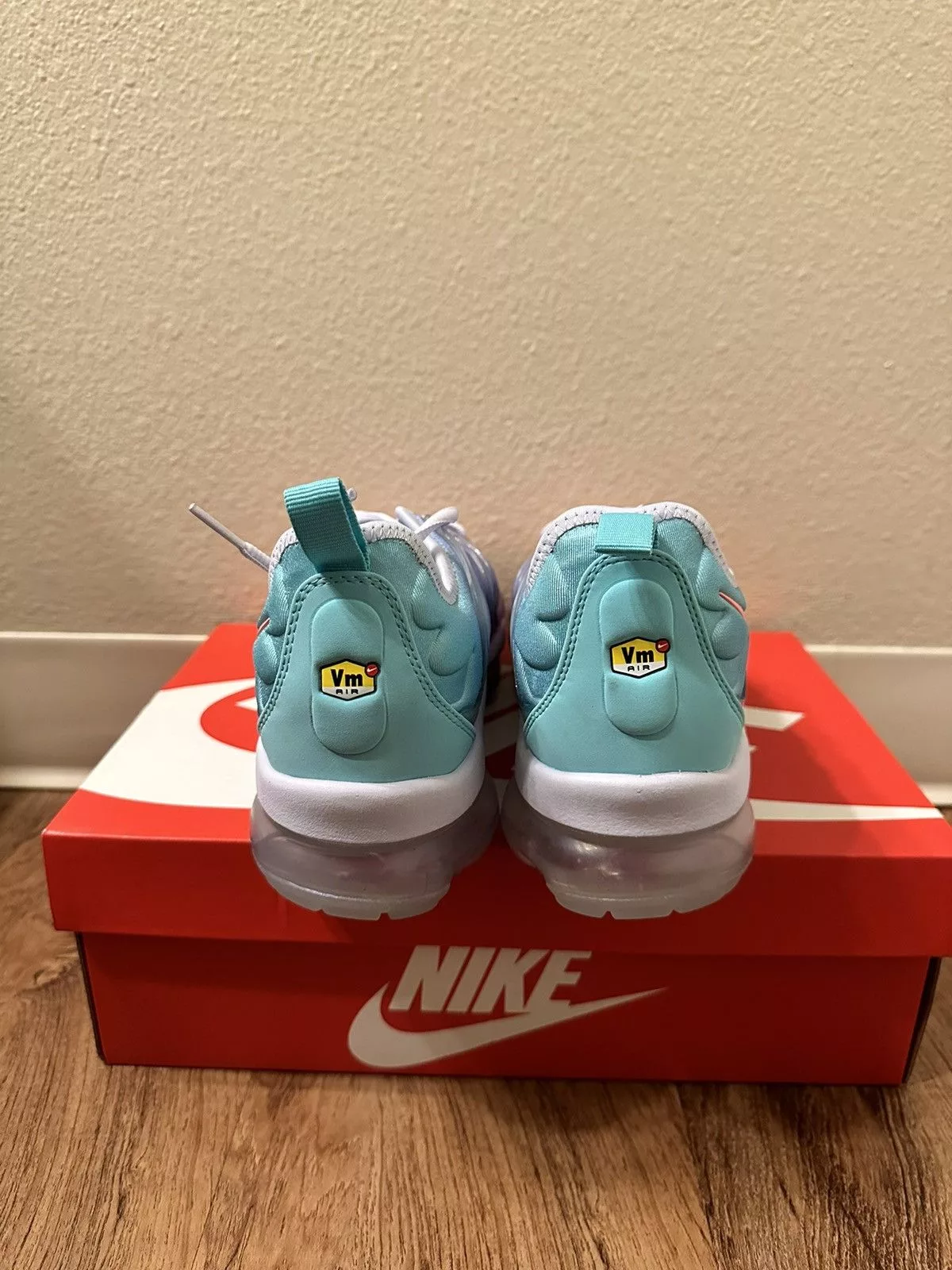 Nike Low Top Sneakers Nike Air VaporMax Plus Easter (W) Multi