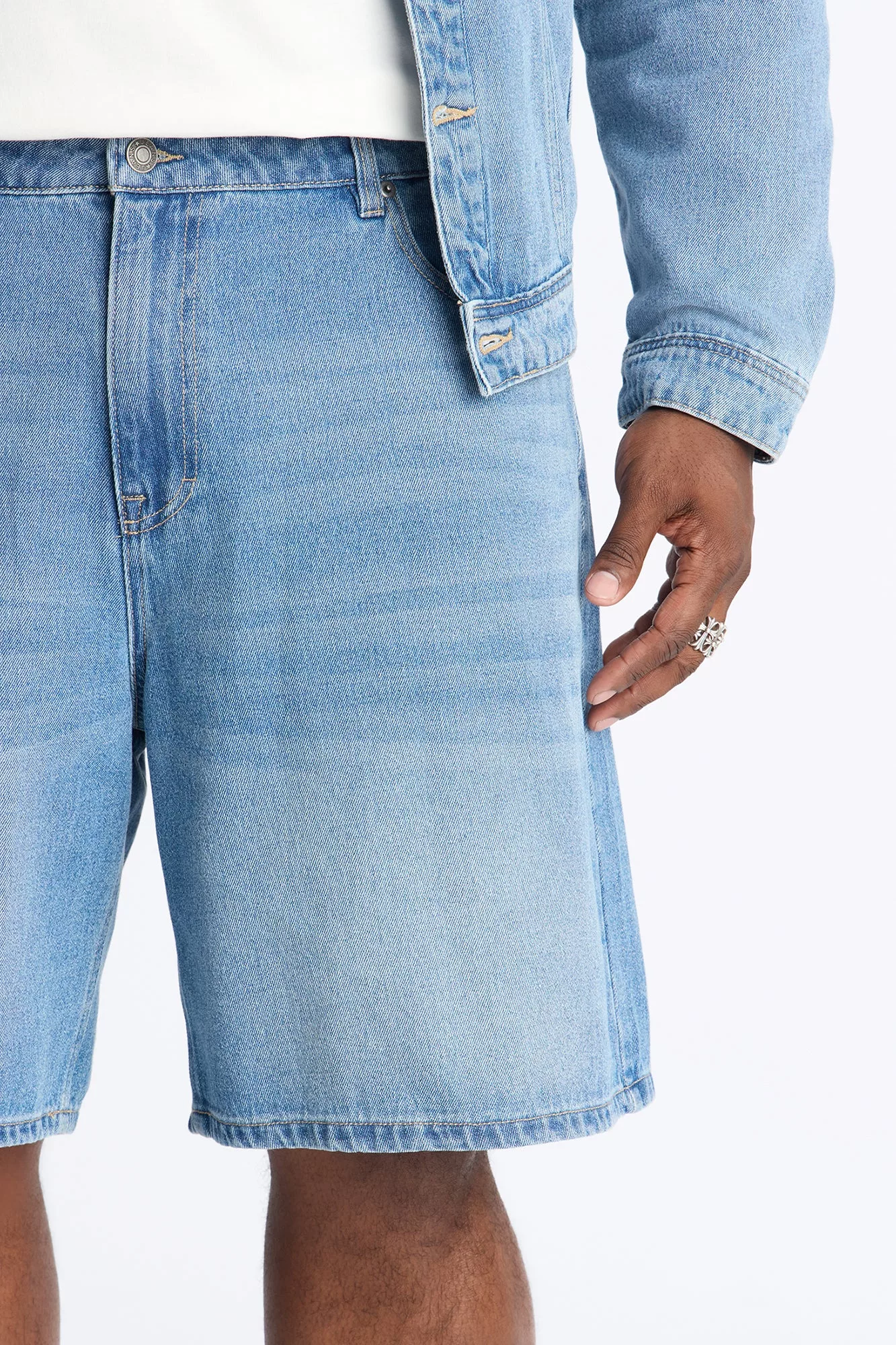 Essential Relaxed Denim Short - Medium Blue Wash