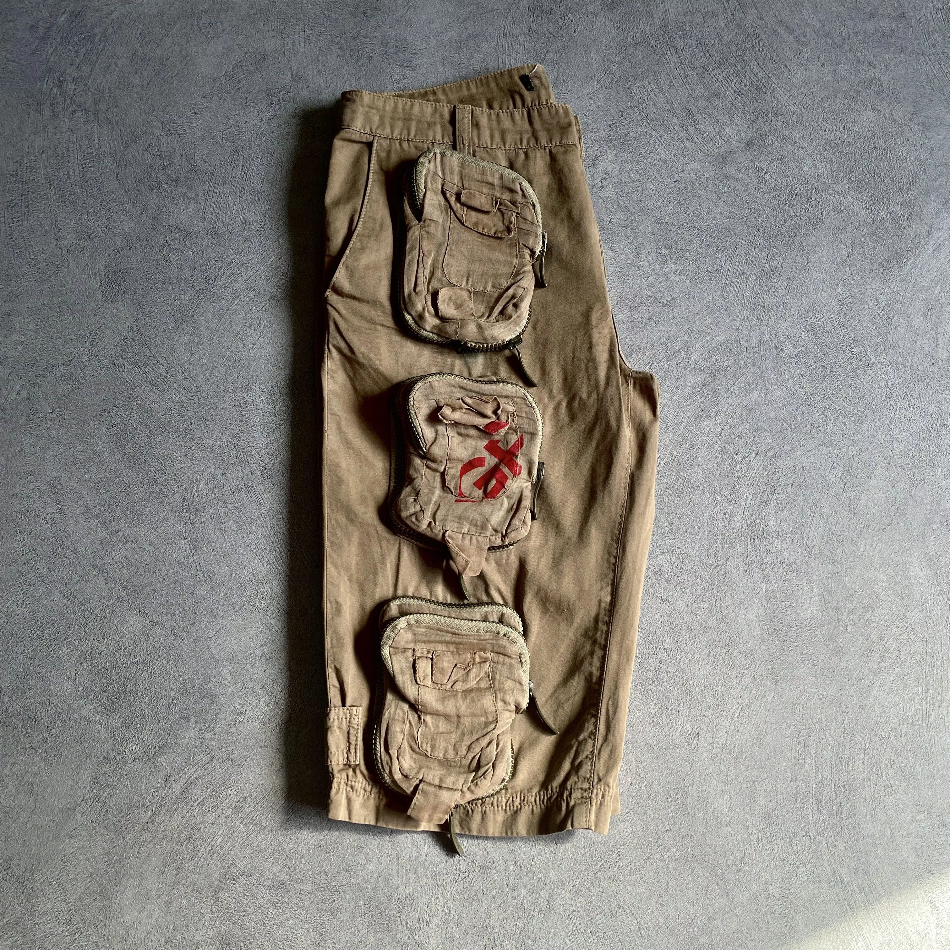 Gianfranco Ferre Shorts Gianfranco Ferre Gianfranco Ferré Multipocket Cargo Shorts Beige