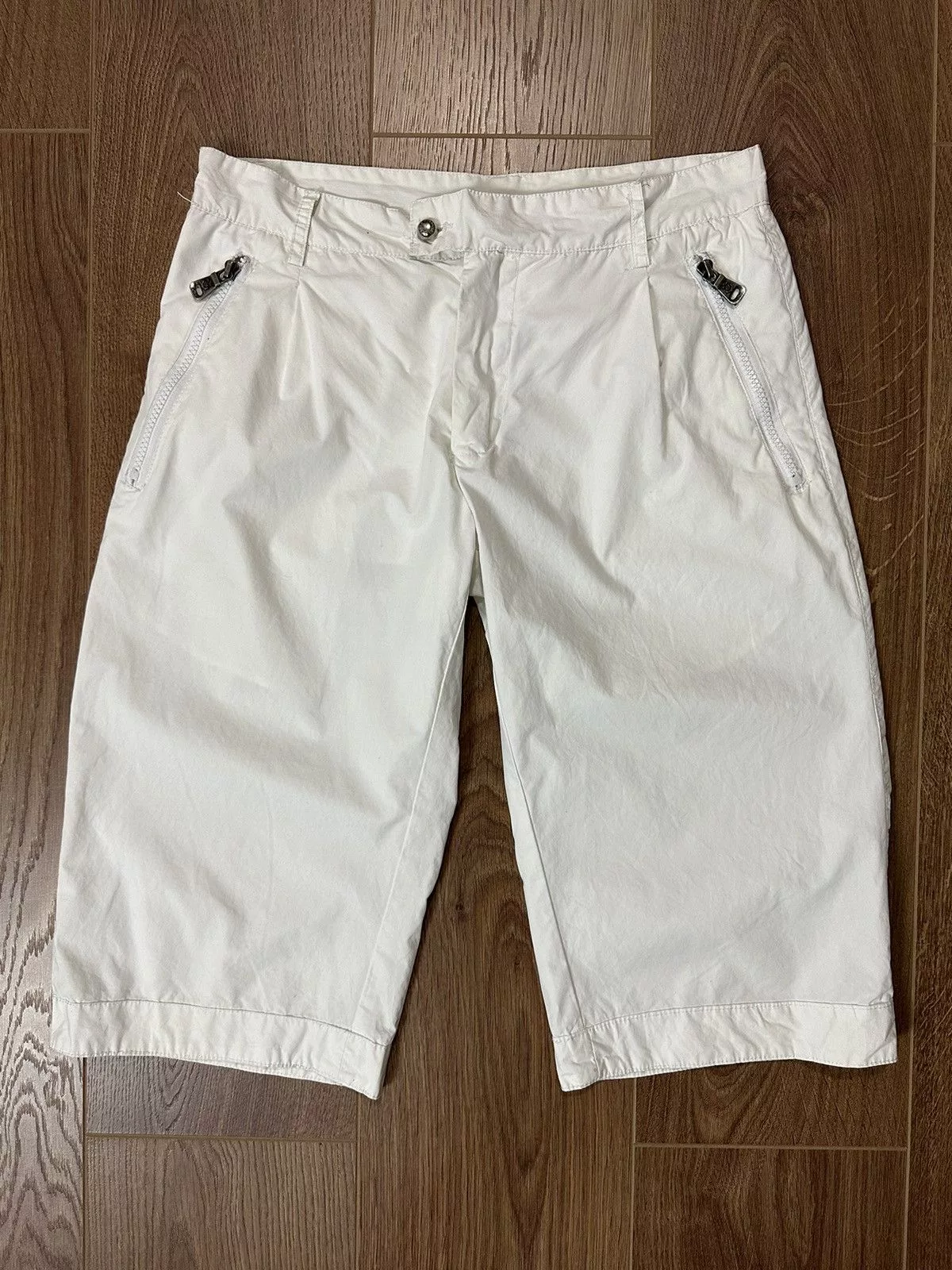 Dolce & Gabbana Shorts Dolce & Gabbana × Vintage D&G Dolce&Gabbana Vintage White Zip Pocket Cropped Pants Luxury