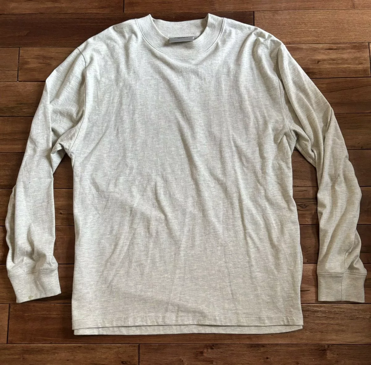 Essentials Long Sleeve T Shirts Essentials × Fear of God Fear of God Essentials long sleeve Gray