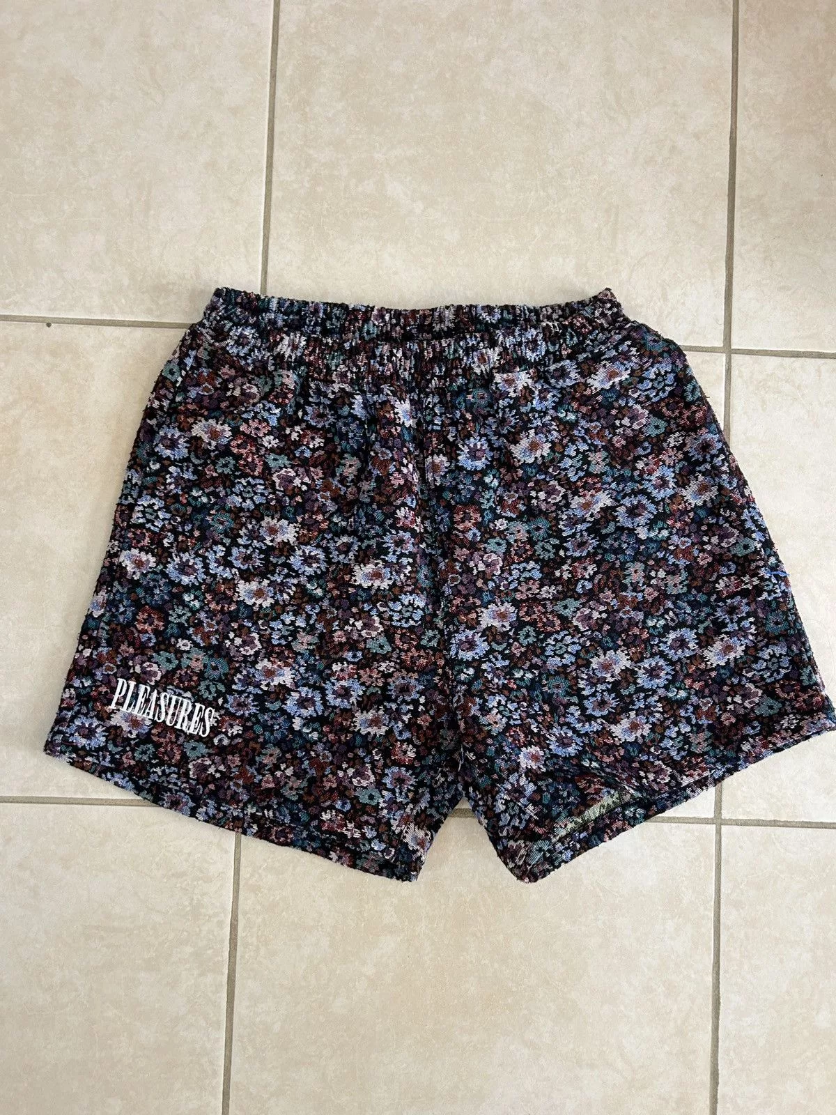 Pleasures Shorts Pleasures floral shorts Blue