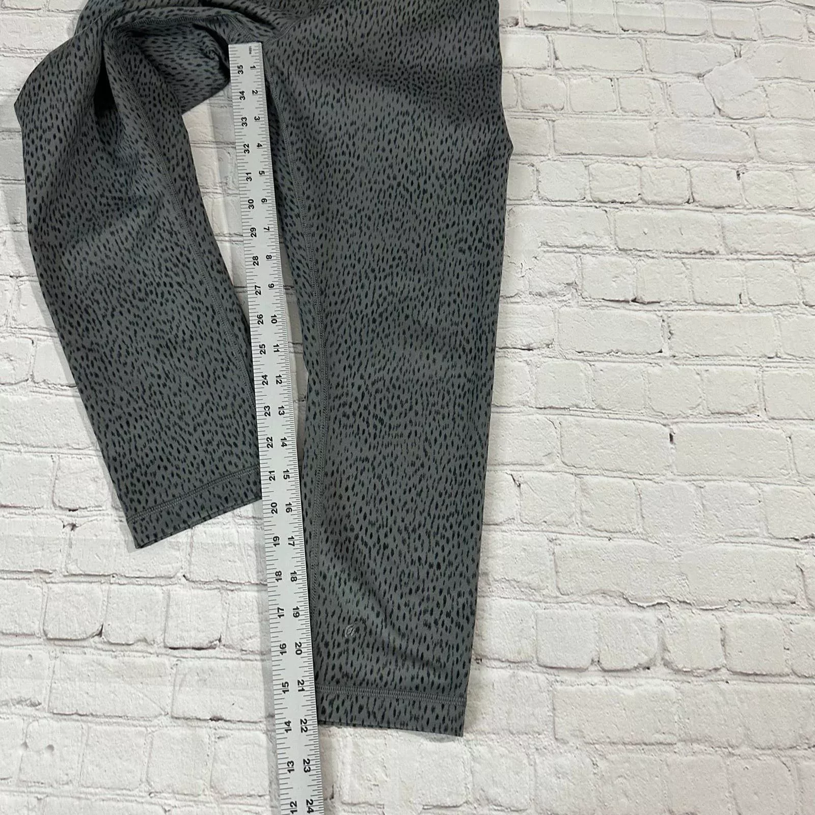 lululemon leggings size 6 Gray