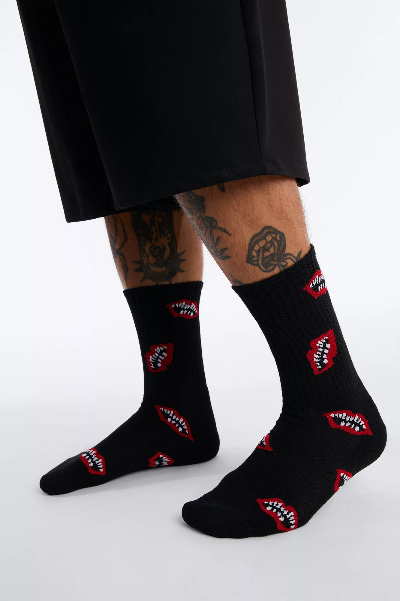 Speak Up Graphic Ribbed Crew Socks - Black