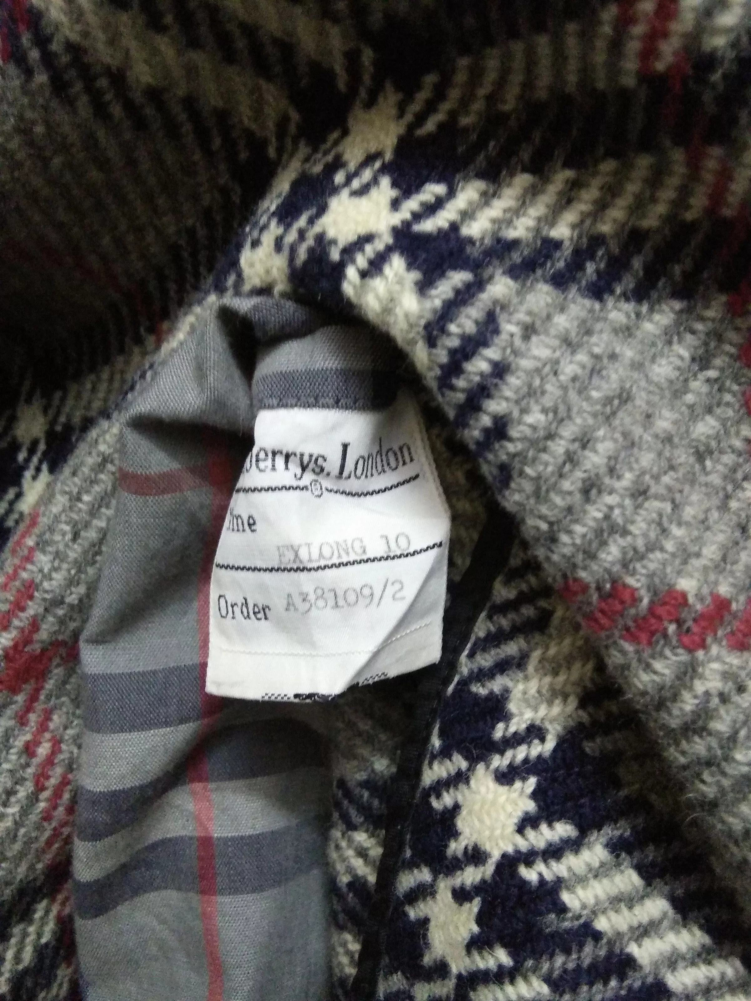 Burberry Parkas BURBERRY TRENCH COAT WITH REMOVABLE NOVA CHECK INNER (A286) Blue