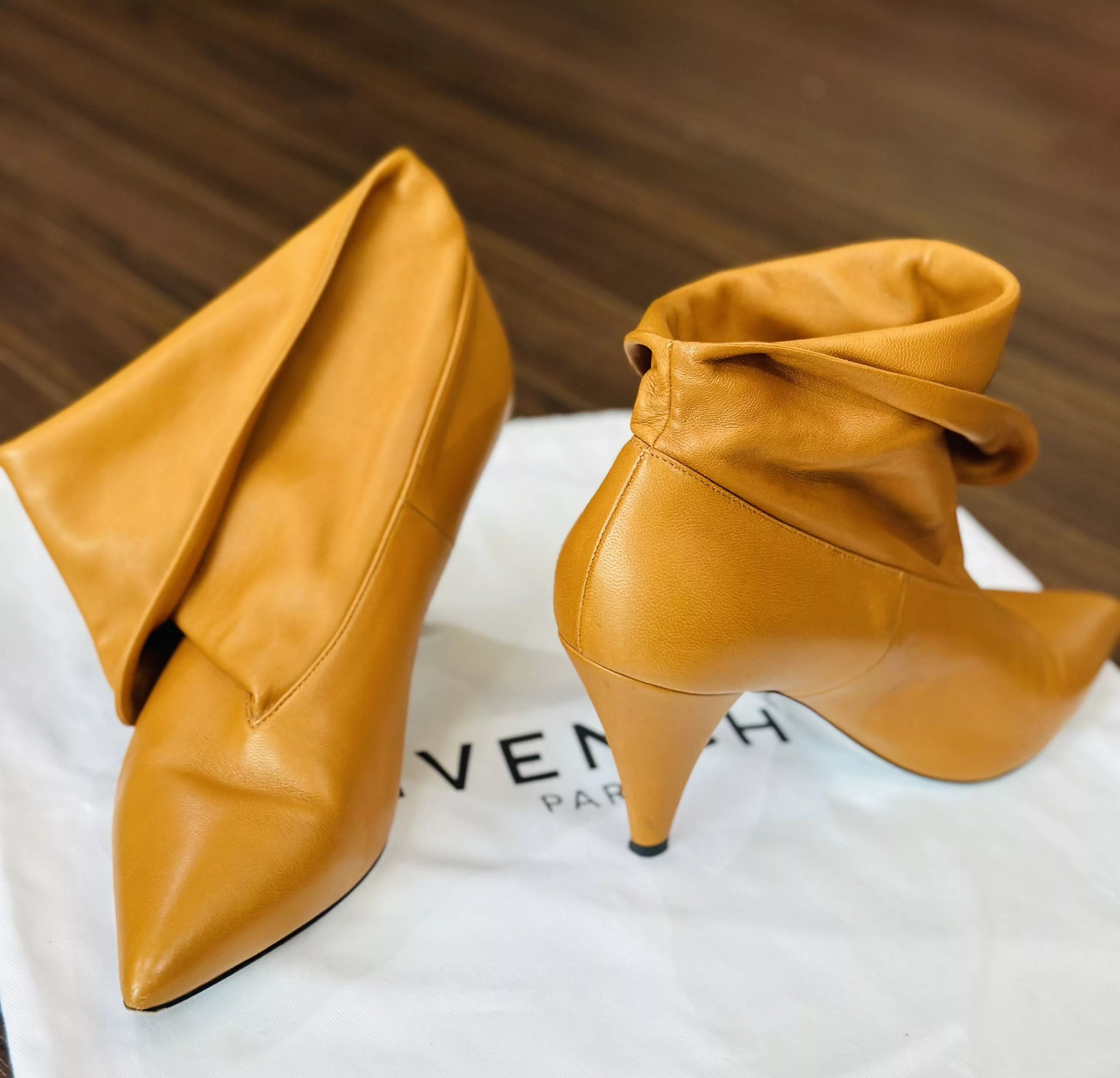 Givenchy Boots Givenchy GIVECNCHY Fold-Over Ankle Boots Camel Brown