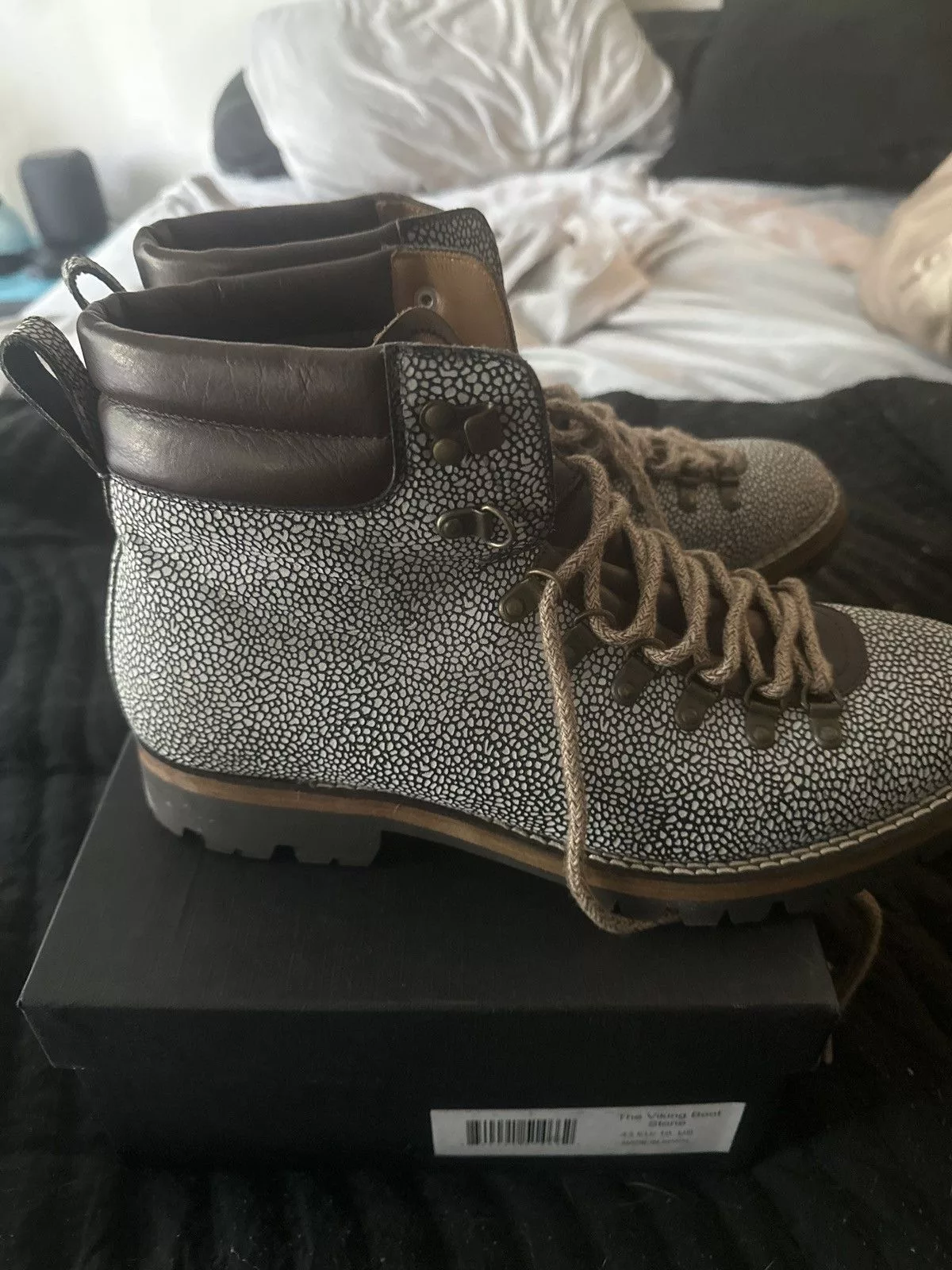 Taft boots White