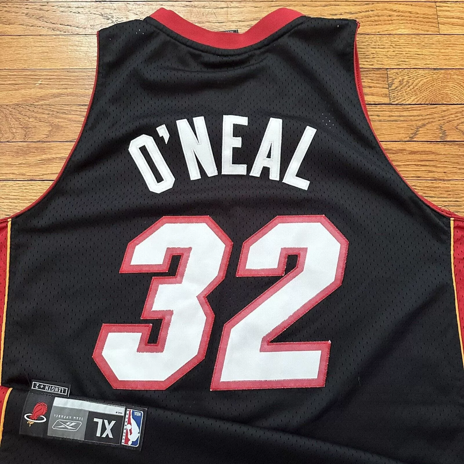 NBA Short Sleeve T Shirts NBA × Reebok Vintage Reebok Shaquille O Neal Miami Heat Basketball Jersey Black Sportswear