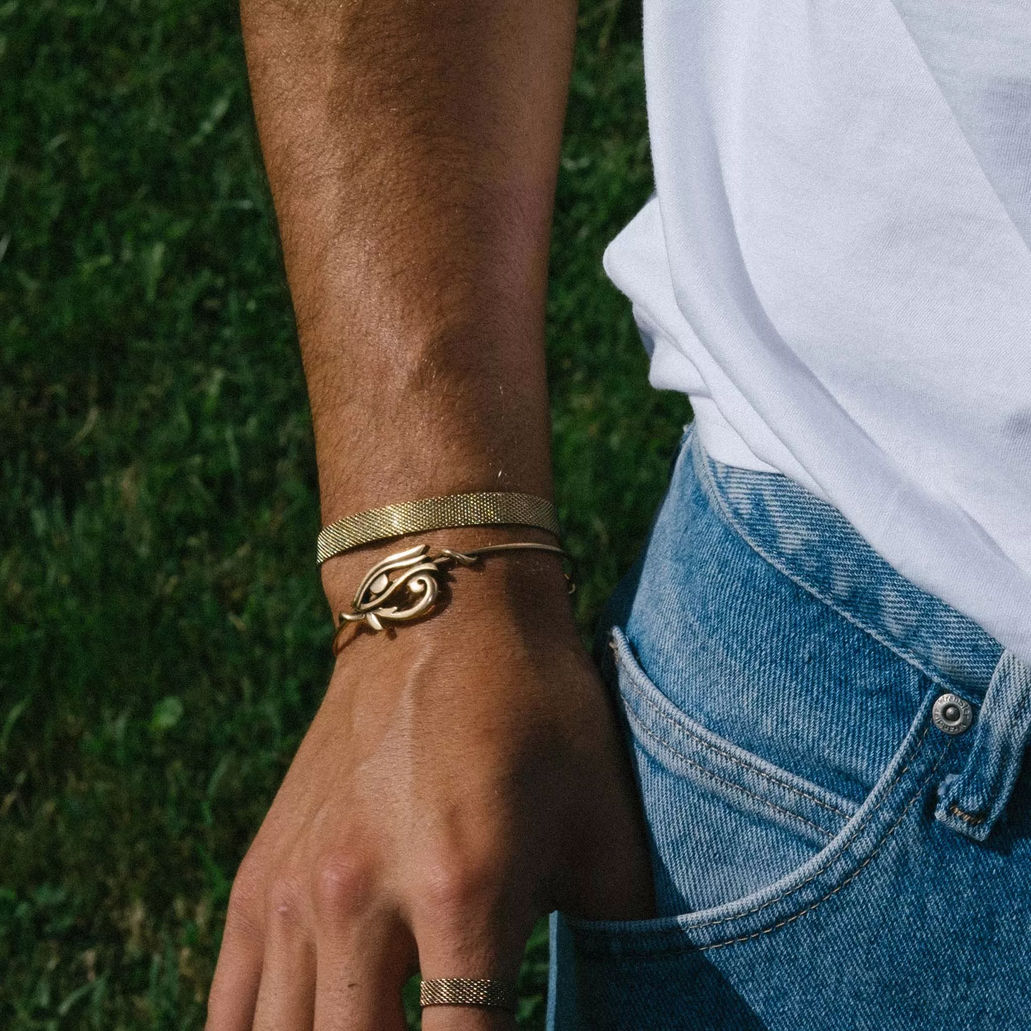 Eye of Horus Symbol Wrap Expandable Bangle