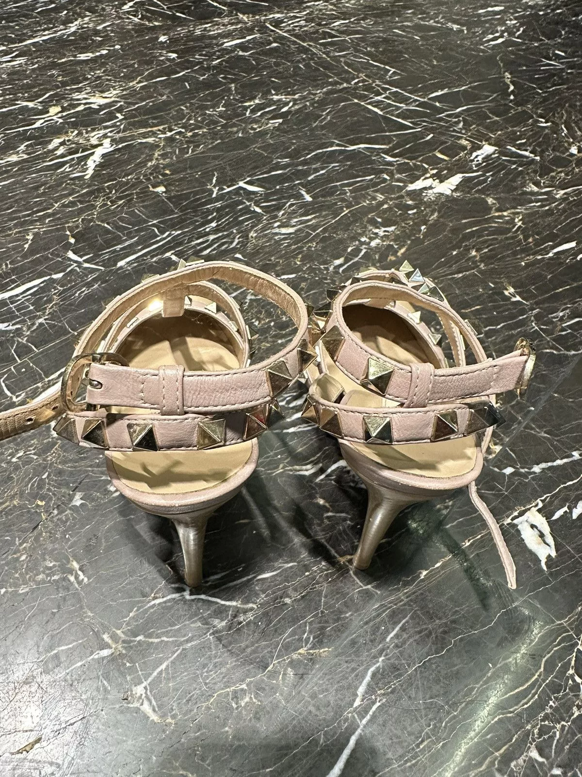 Valentino Heels Valentino studs heel Beige