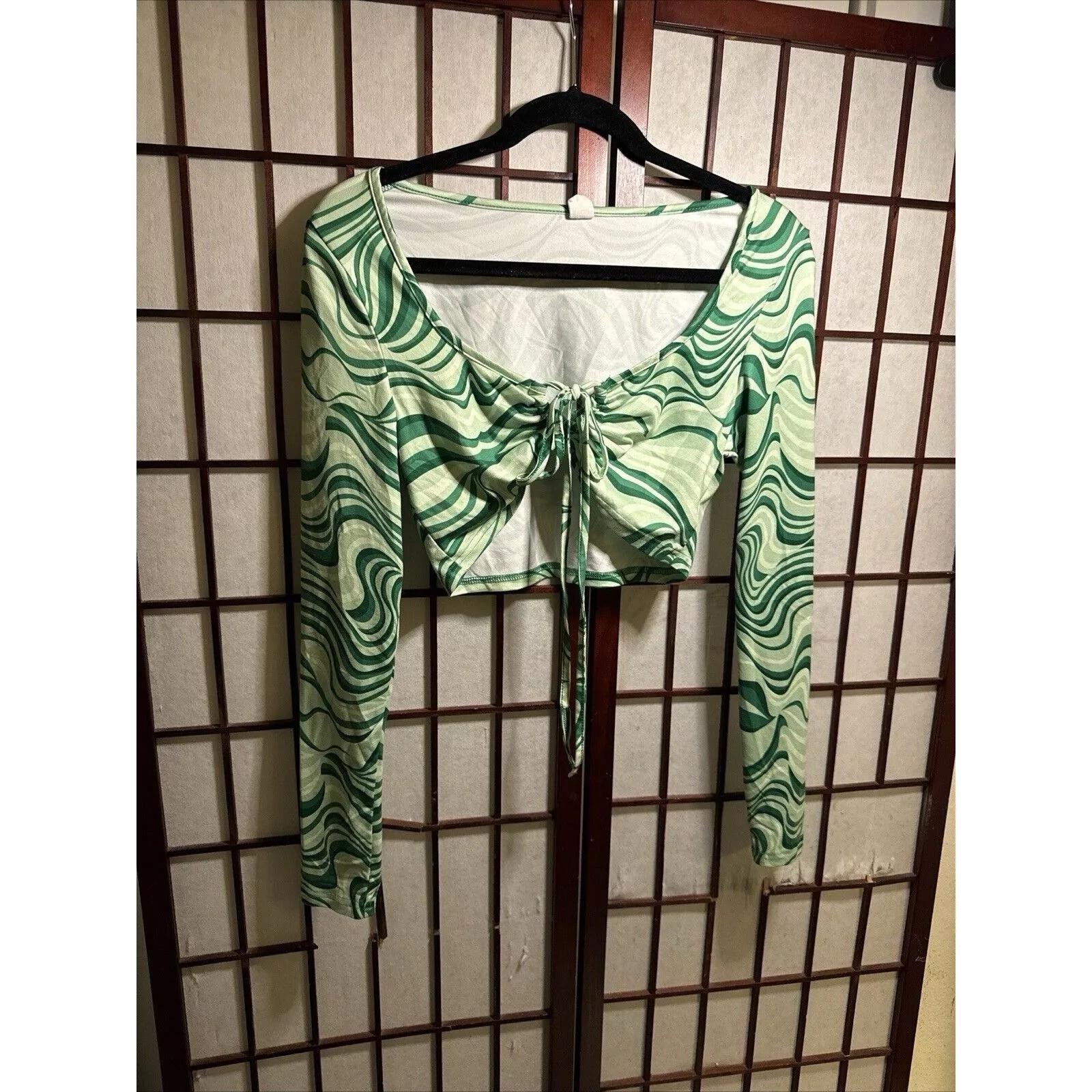 H&M Crop Tops H&M Ruched Long Sleeved Cropped Top Size M (8-10) Green Swir