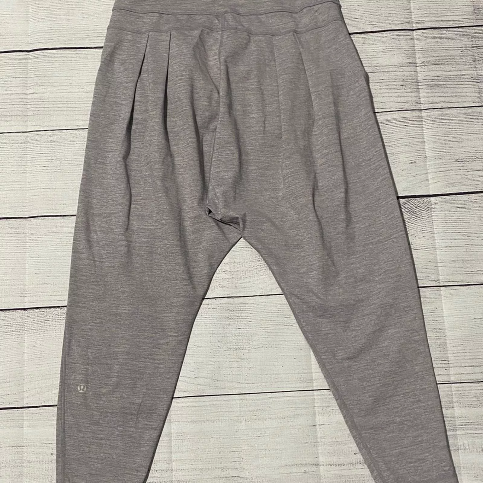 Lululemon joggers Gray