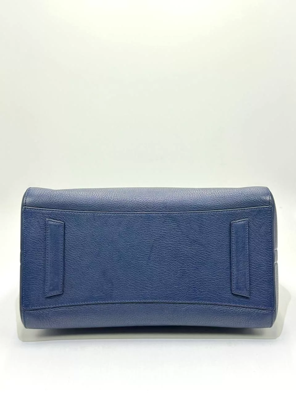 Givenchy Handle Bags Givenchy Antigona Medium Leather Hand Bag Blue