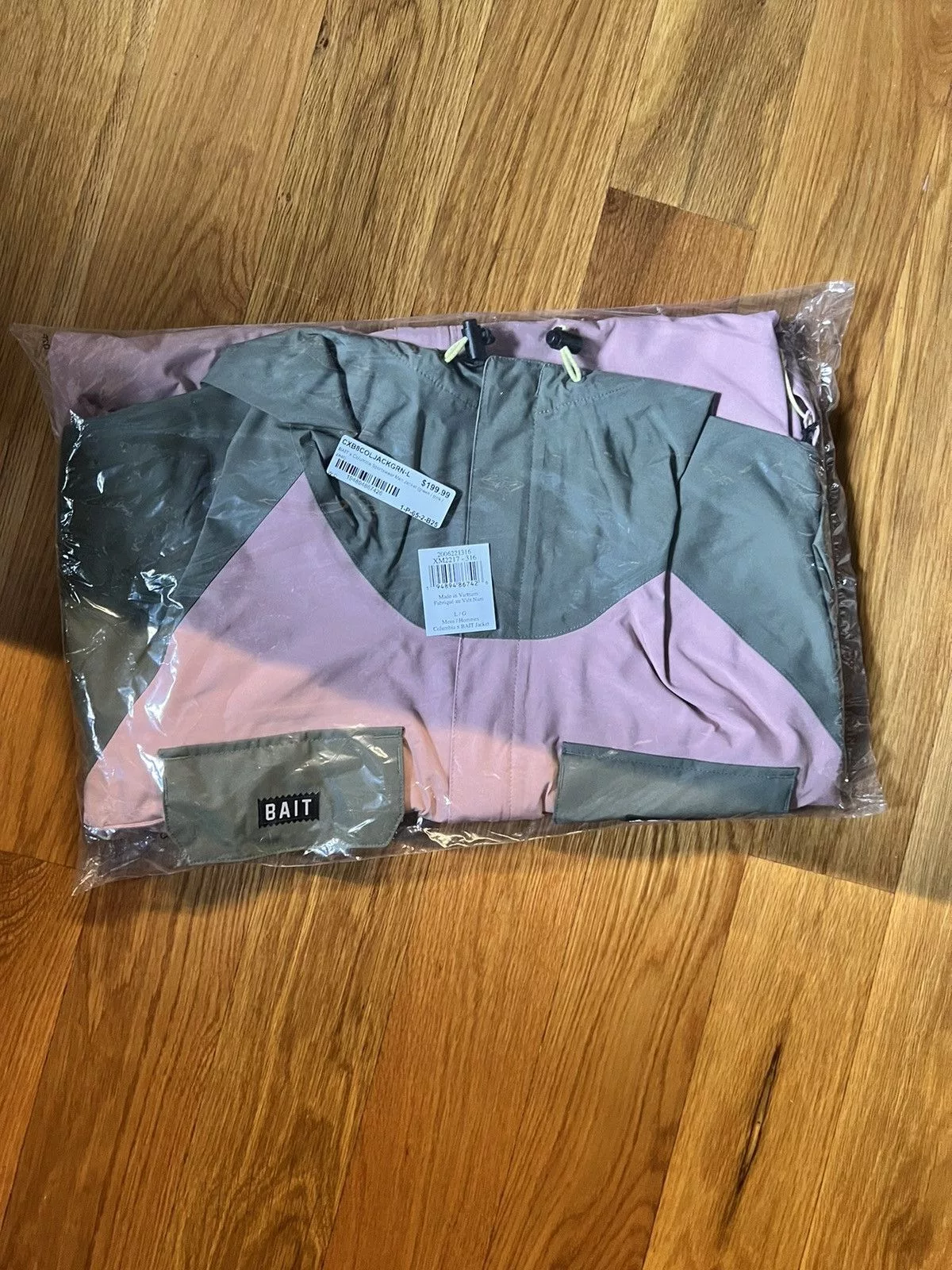 Bait Light Jackets Bait × Columbia Columbia bait Perfomance fishing collection jacket Green