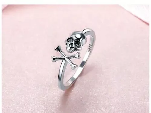 Other Rings Other Gothic Skeleton Ring (Size 6-8) Silver Streetwear
