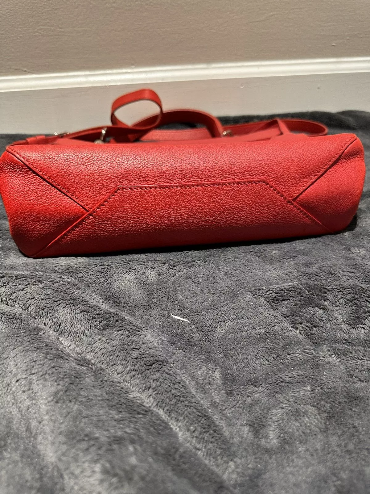 Louis Vuitton Handle Bags Louis Vuitton Red 2 Me Lock
