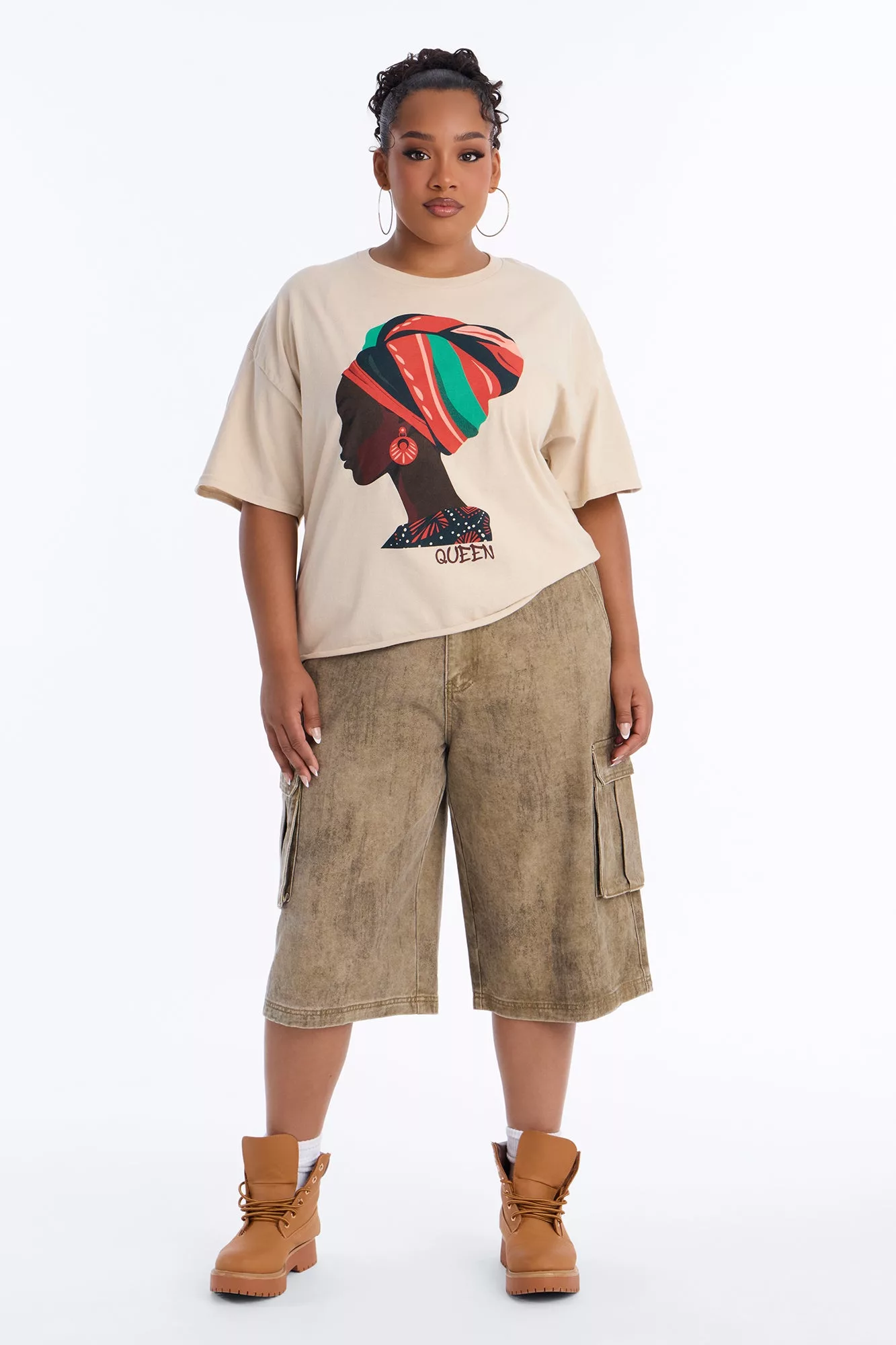 Powerful Queen Oversized Tee - Sand