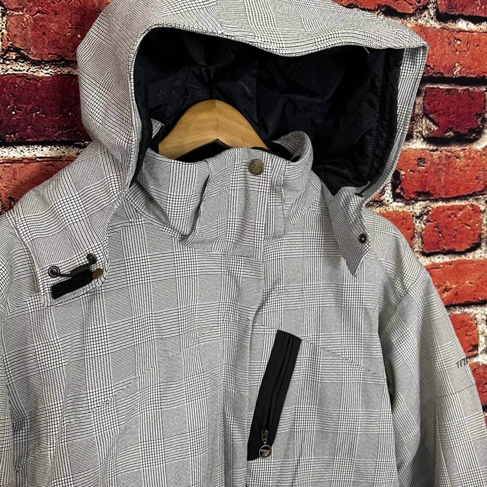 Columbia Jackets COLUMBIA TITANIUM OMNI TECH WATERPROOF SHELL JACKET Gray