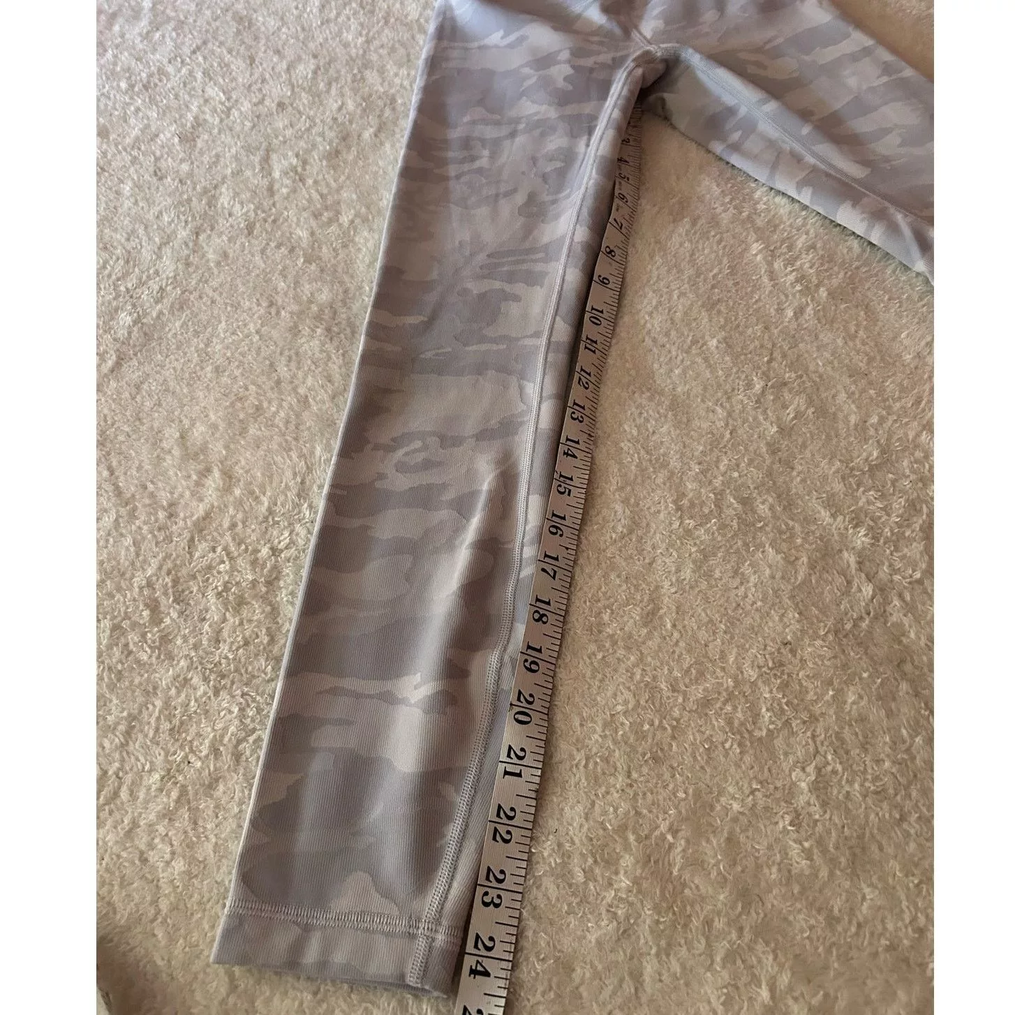 Lululemon Leggings Lululemon White Camo Wunder Under Leggings Size 4 Gray
