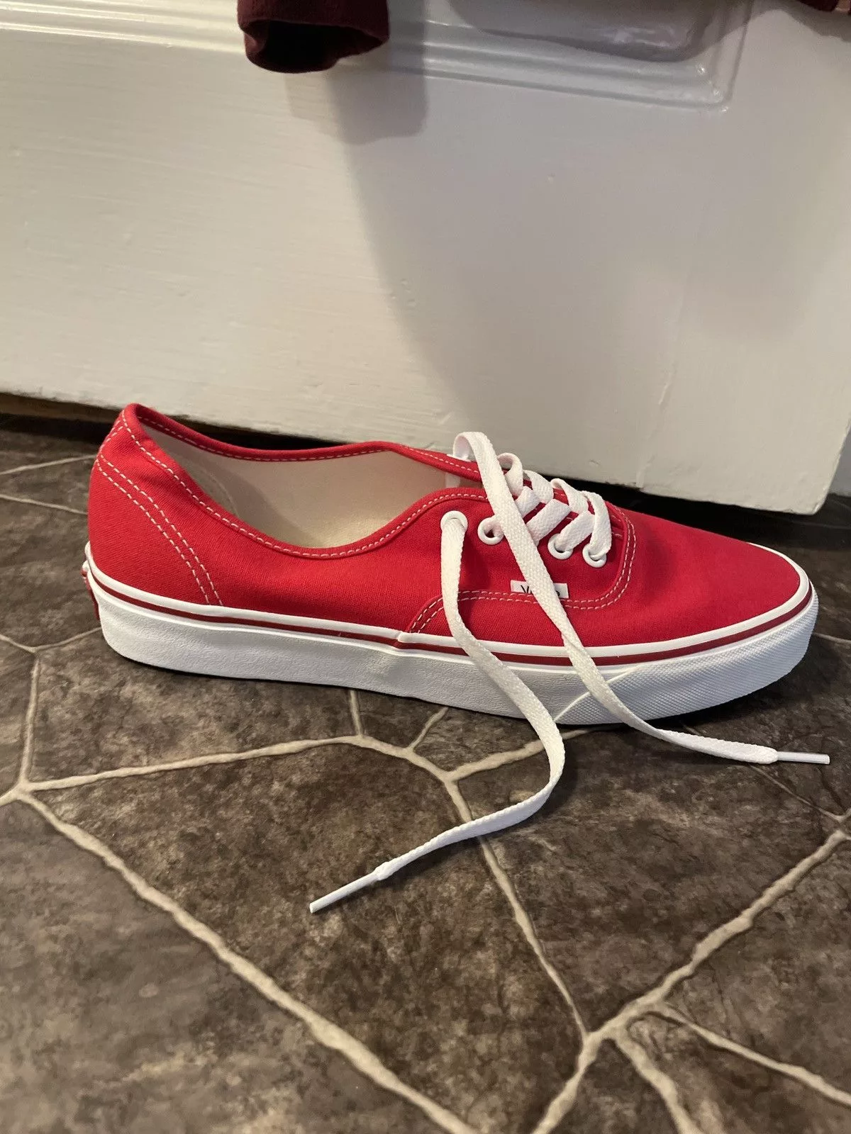 Vans Low Top Sneakers Vans new era authentic Red