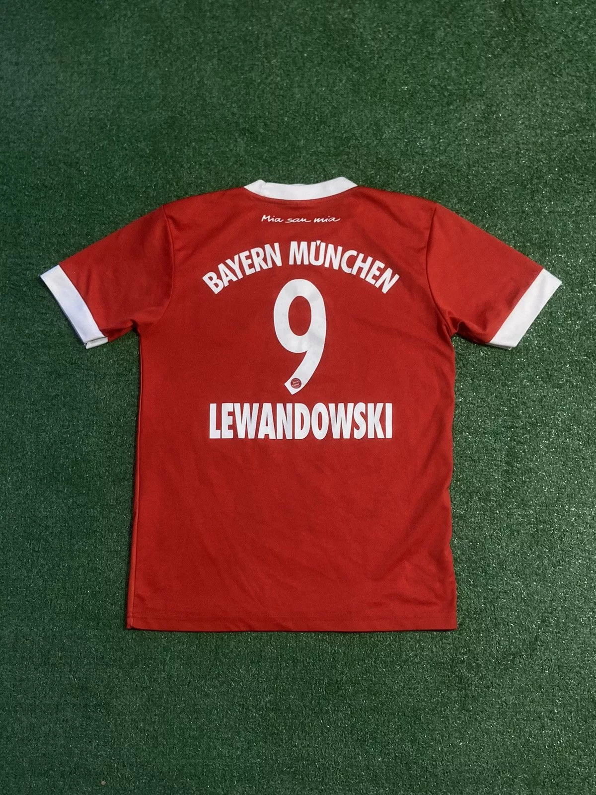Other Jerseys Other Robert Lewandowski tshirt Jersey Red