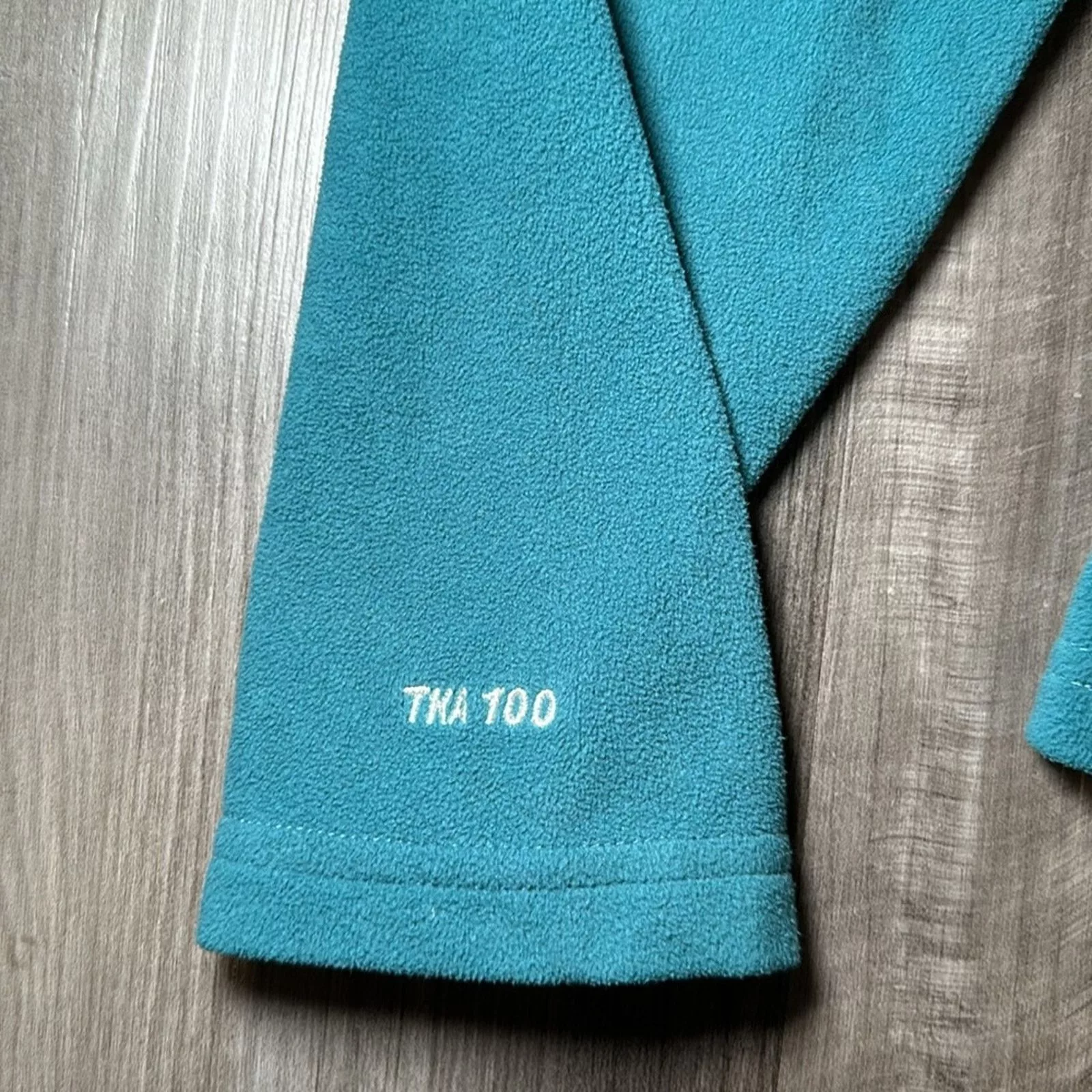 The North Face Sweatshirts The North Face TKA 100 Quarter Zip Pullover - Medium Green