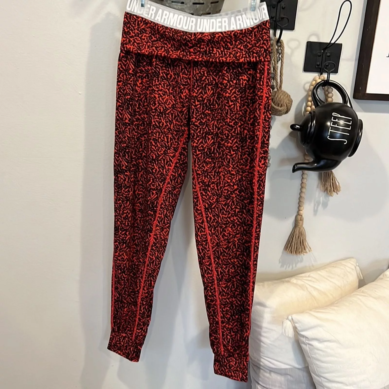 Under Armour Joggers Under Armour Jogger/capri athletic bundle - Under Amour, Oakley & Kyodan Multi