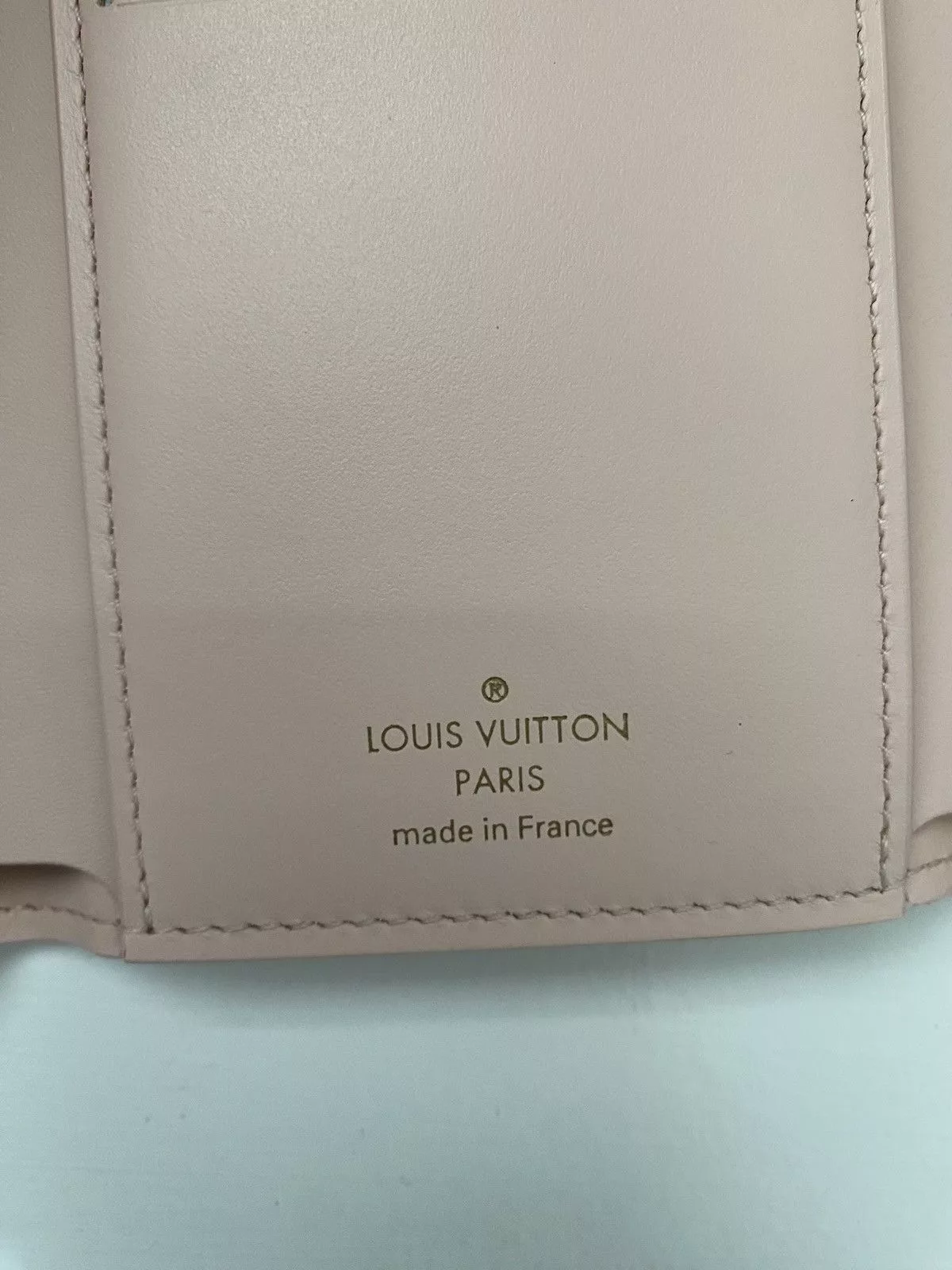 Louis Vuitton Wallets Authentic Louis Vuitton Capucines Wallet Pink