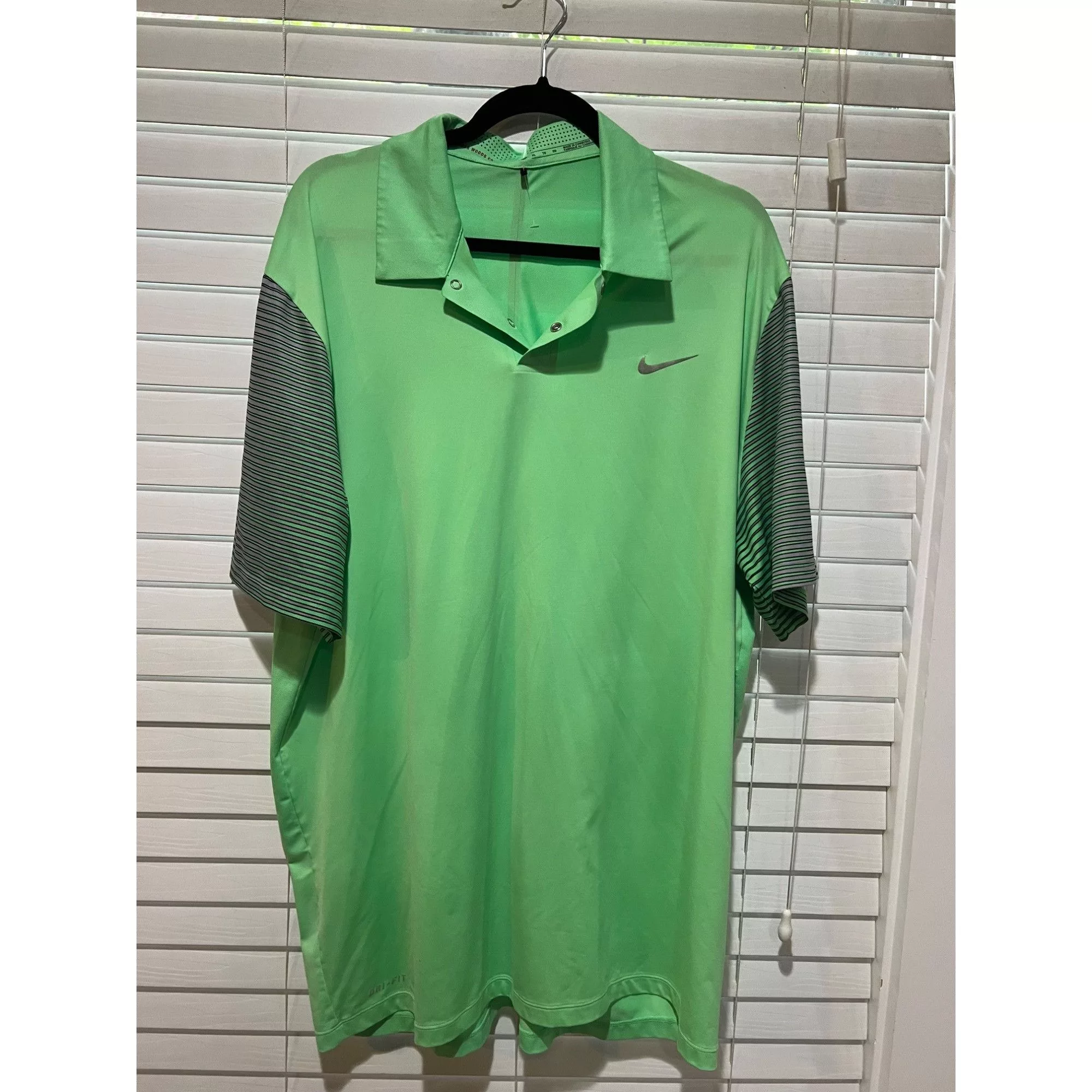 Nike Polos Nike × Tiger Woods Nike Golf Tiger Woods Polo Shirt - Size XL Green