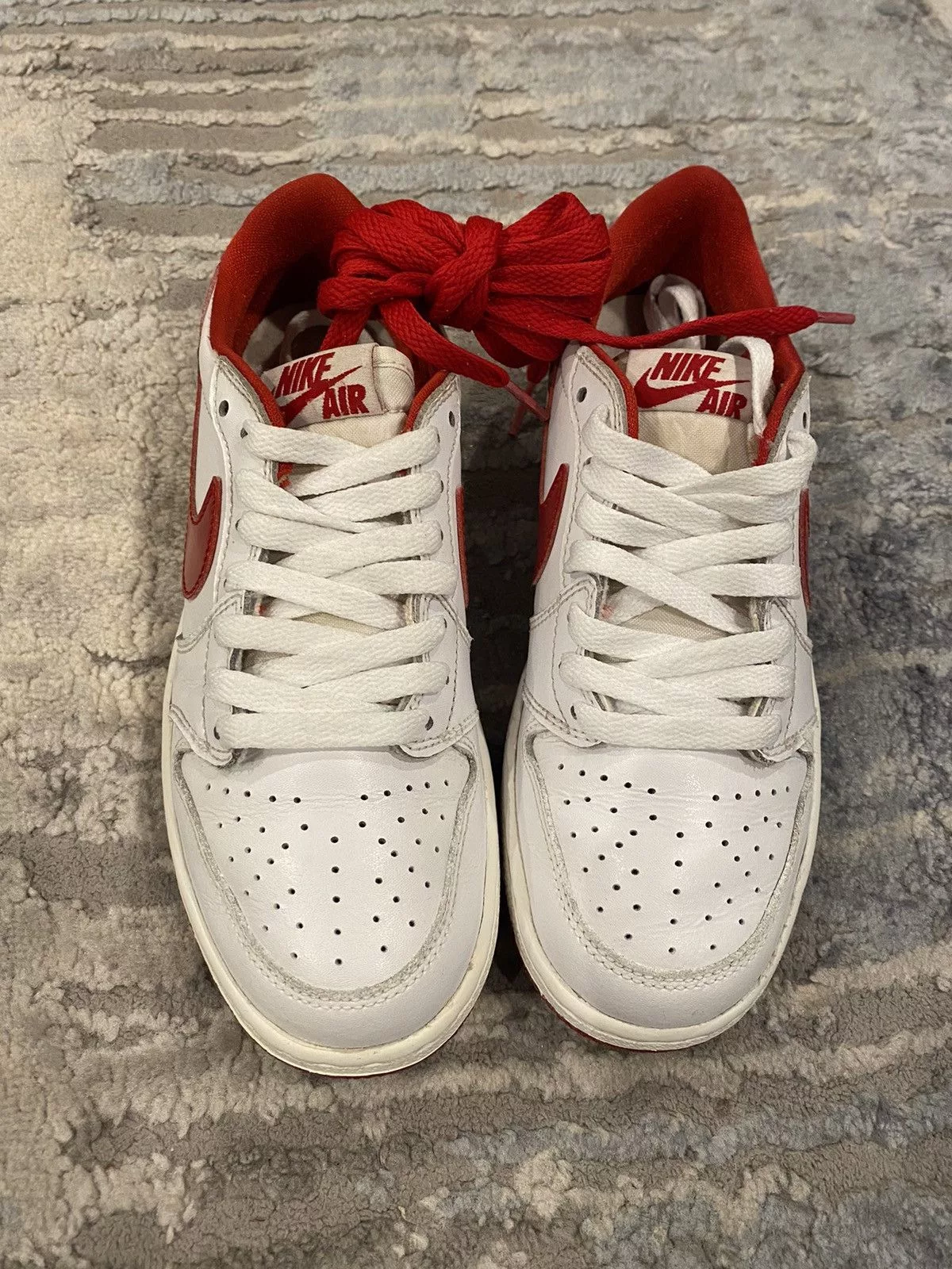 Nike Low Top Sneakers Nike Air Jordan 1 Retro Low BG White Varsity Red