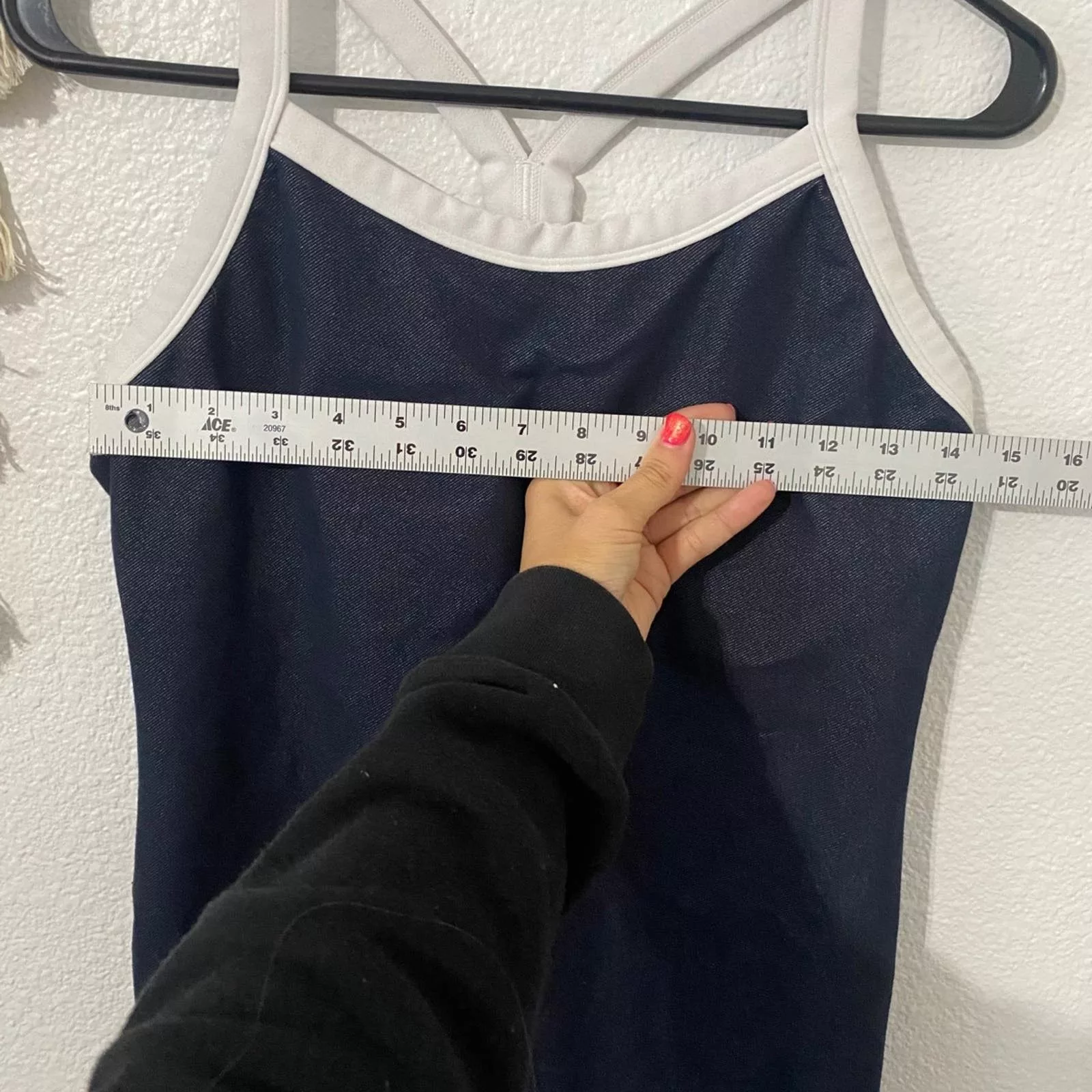 Lululemon Tank Tops lululemon tank top size 10 Black