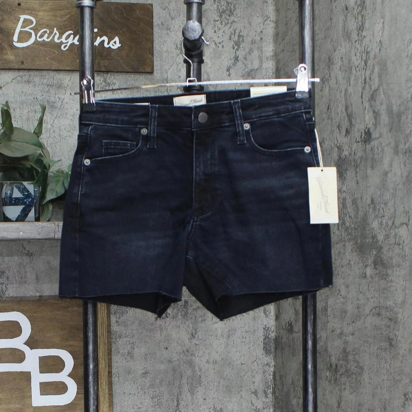 Designer Shorts Designer NWT Universal Thread Rise Midi Denim Shorts Midnight Blue 2