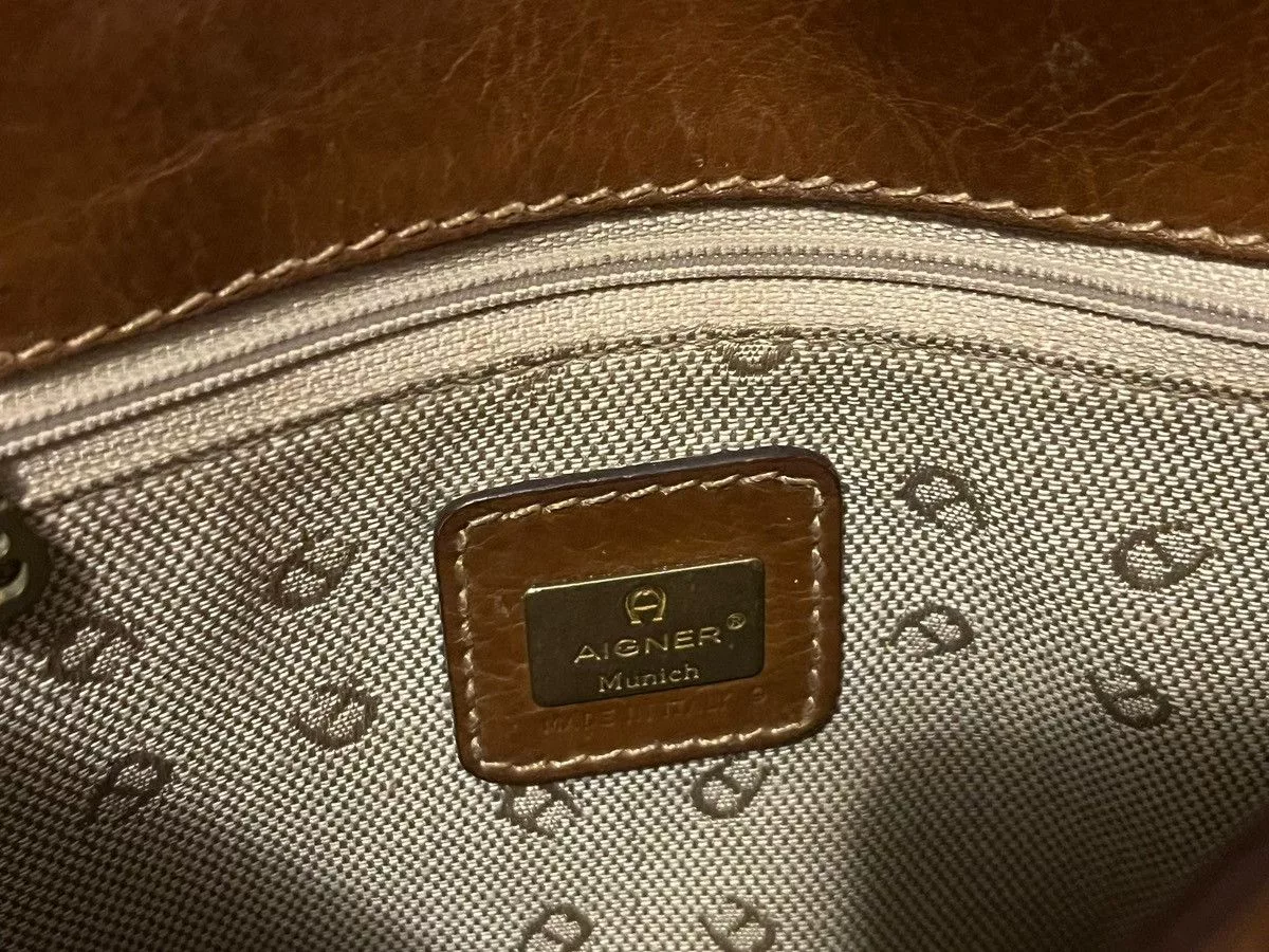 Aigner Shoulder Bags Aigner vintage Brown