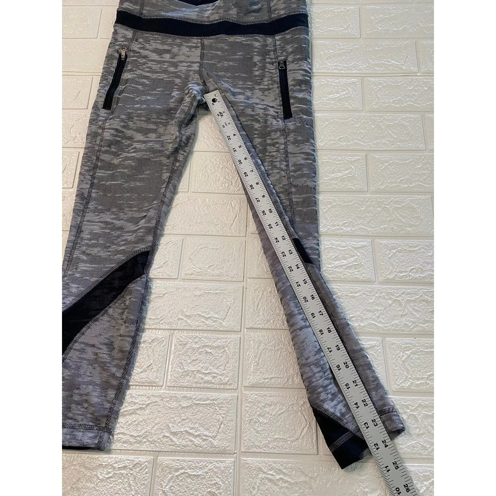 lululemon leggings size 8 Gray