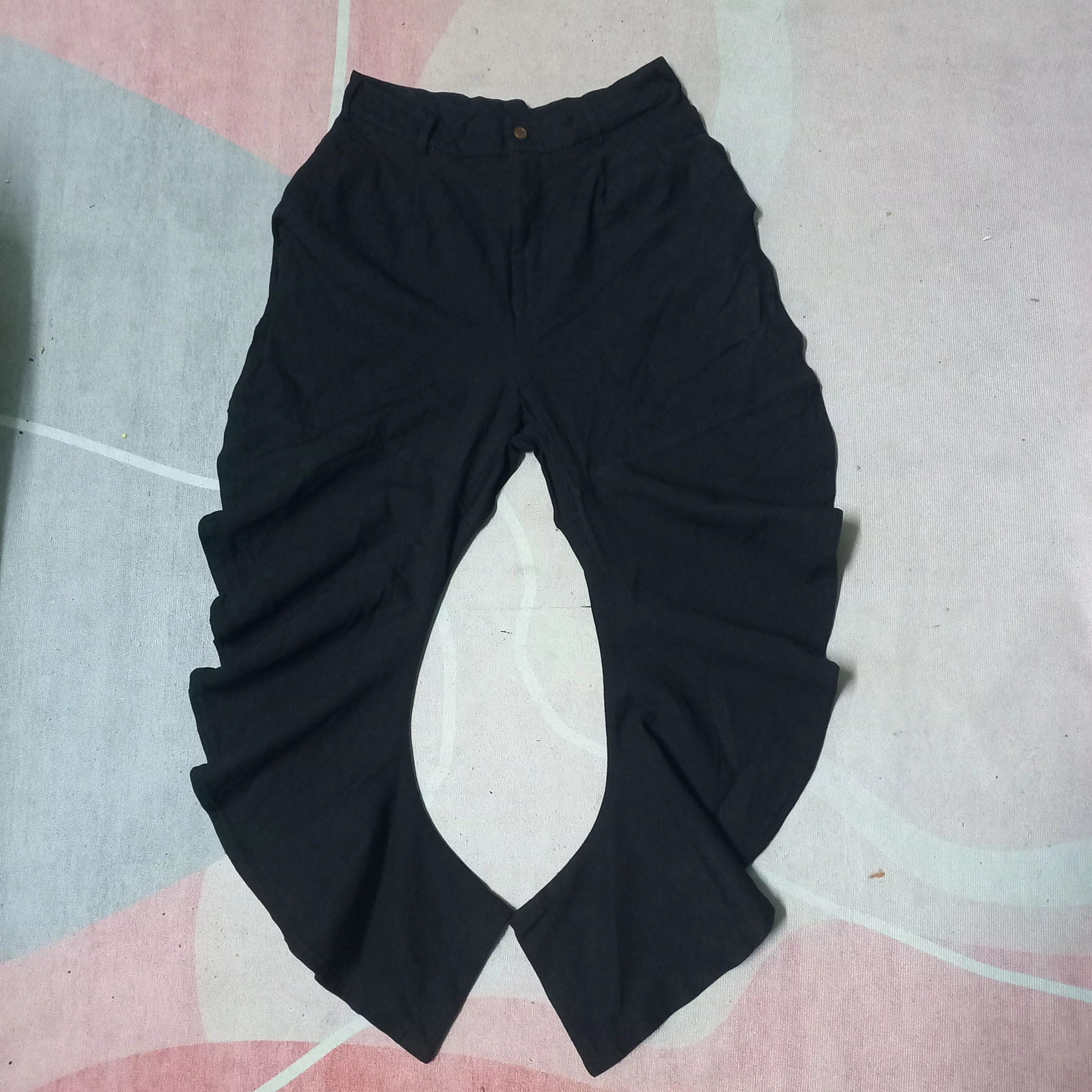 10 Corso Como Cropped Pants 10 Corso Como × Comme des Garcons Comme des garcons crop pants Black