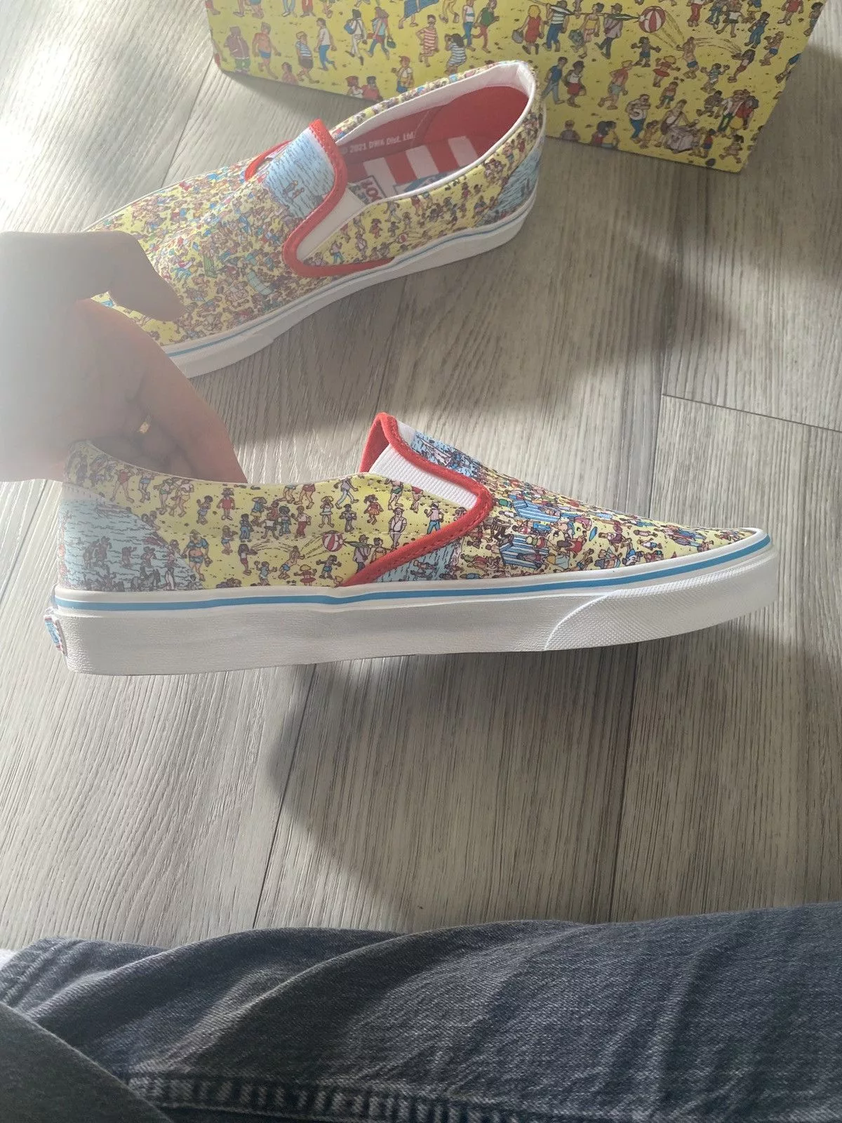 Vans Slip Ons Vans (Where’s Waldo) beach colour way Multi