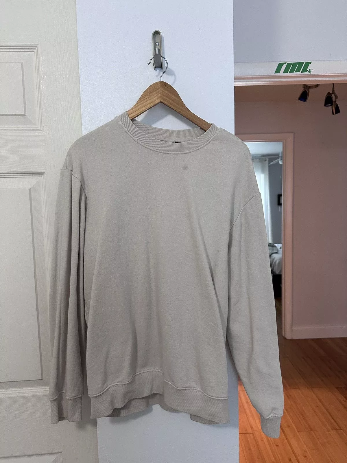 H&M Sweatshirts Hoodies H&m beige heavy gsm Sweatshirt