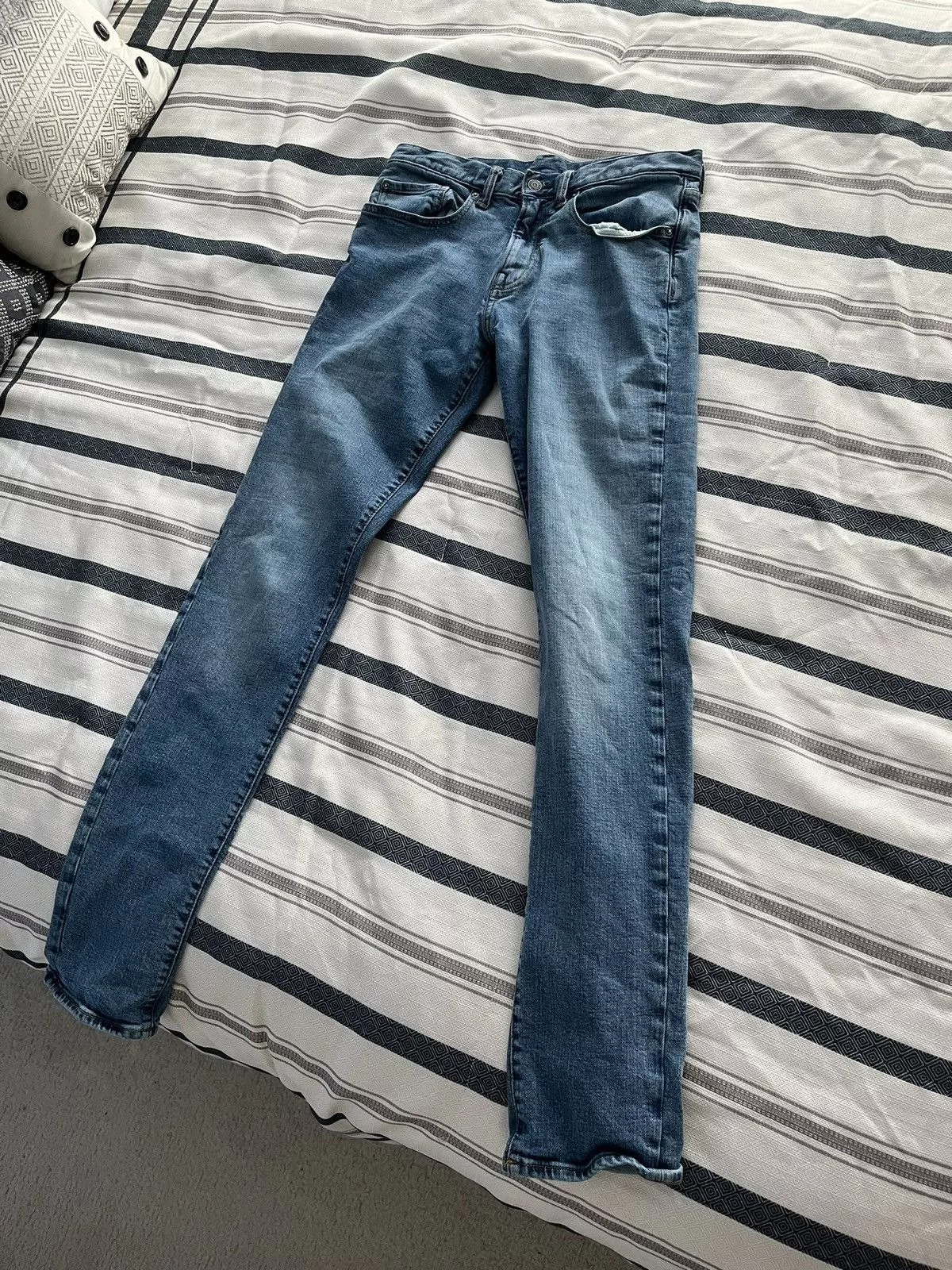 Gap Denim Men’s Gap Slim Taper Blue Jeans