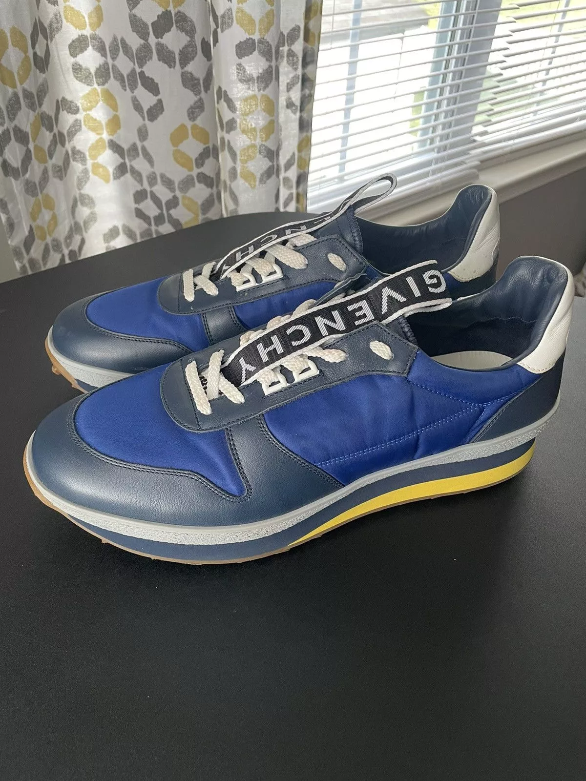 Givenchy Low Top Sneakers Givenchy TR3 Runner Sneaker Sz 45 Blue