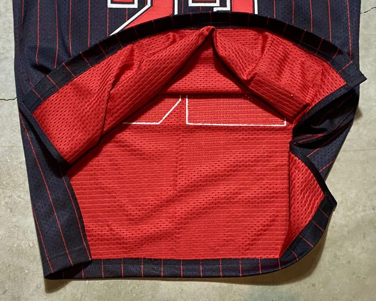 Mitchell & Ness Jerseys Mitchell & Ness × NBA Mitchell & Ness Chicago Bulls Michael Jordan 95-96 Jersey Black
