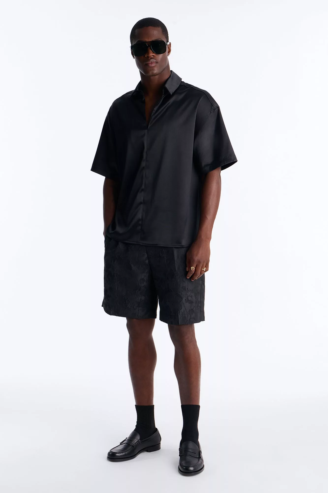 Straight Rose Mirage Short - Black