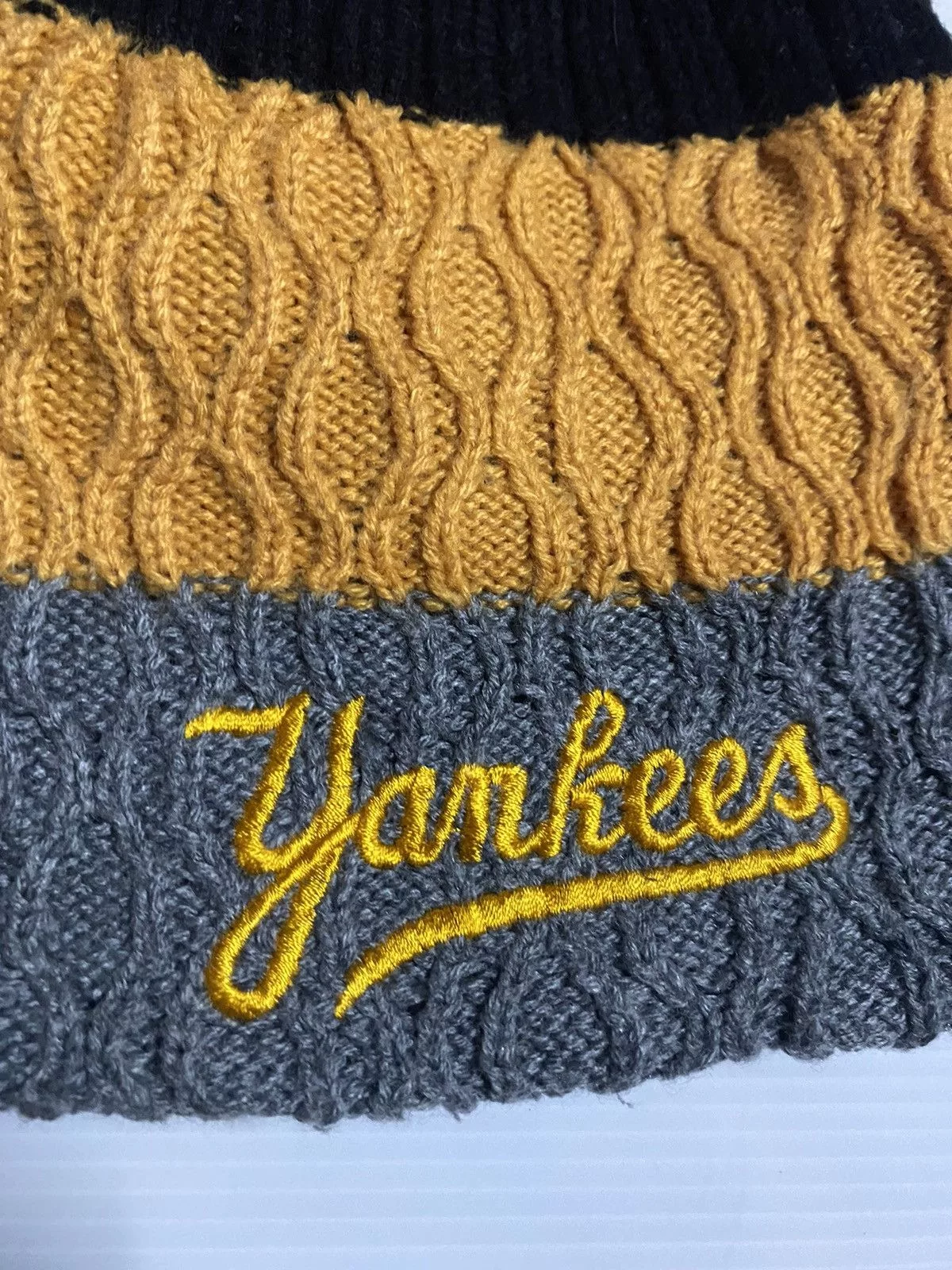 MLB Hats MLB Yankees Embroidery Beanie Hat Multi